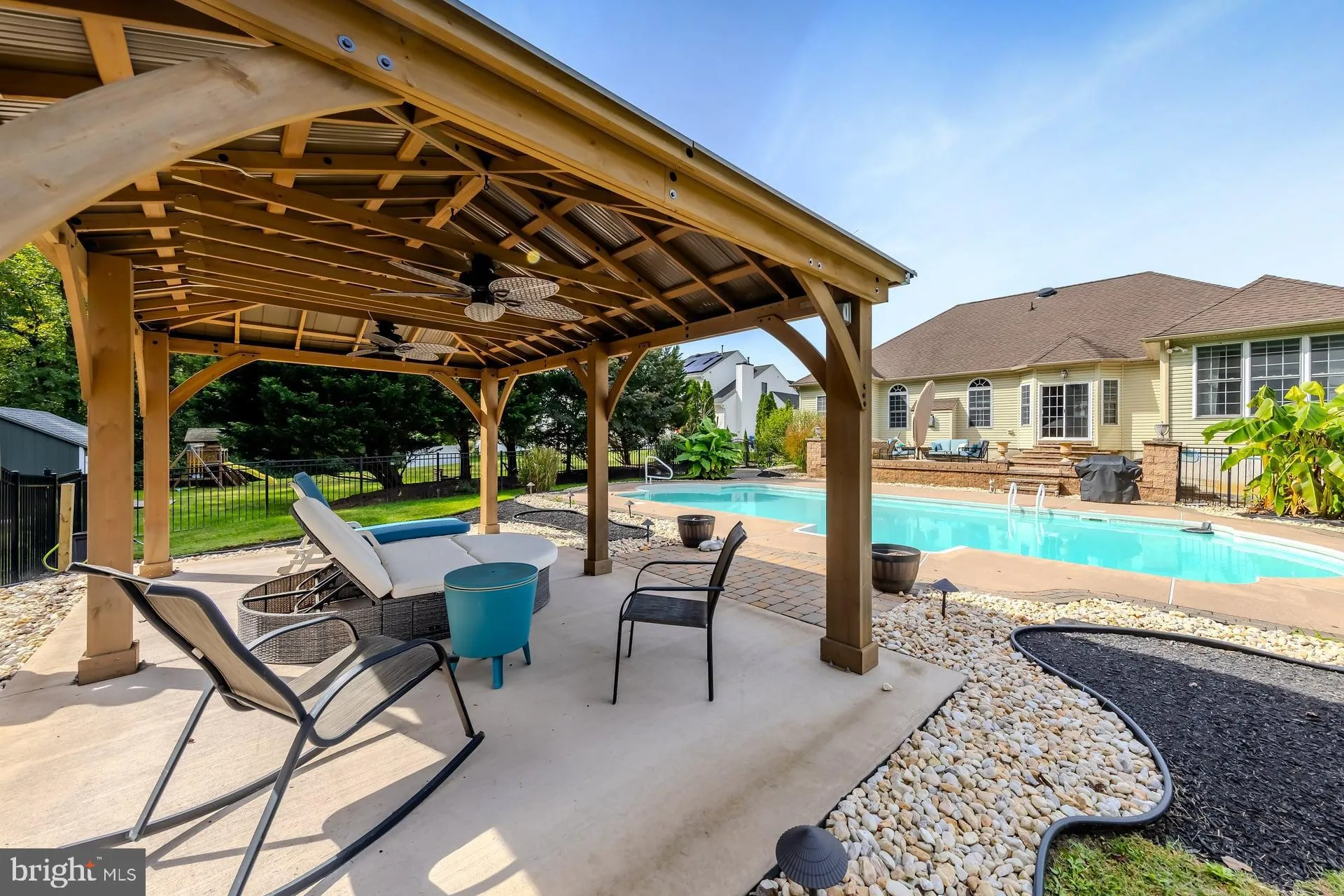 West Deptford, New Jersey 08066, United States, 3 Bedrooms Bedrooms, ,2 BathroomsBathrooms,Residential,Active,220938