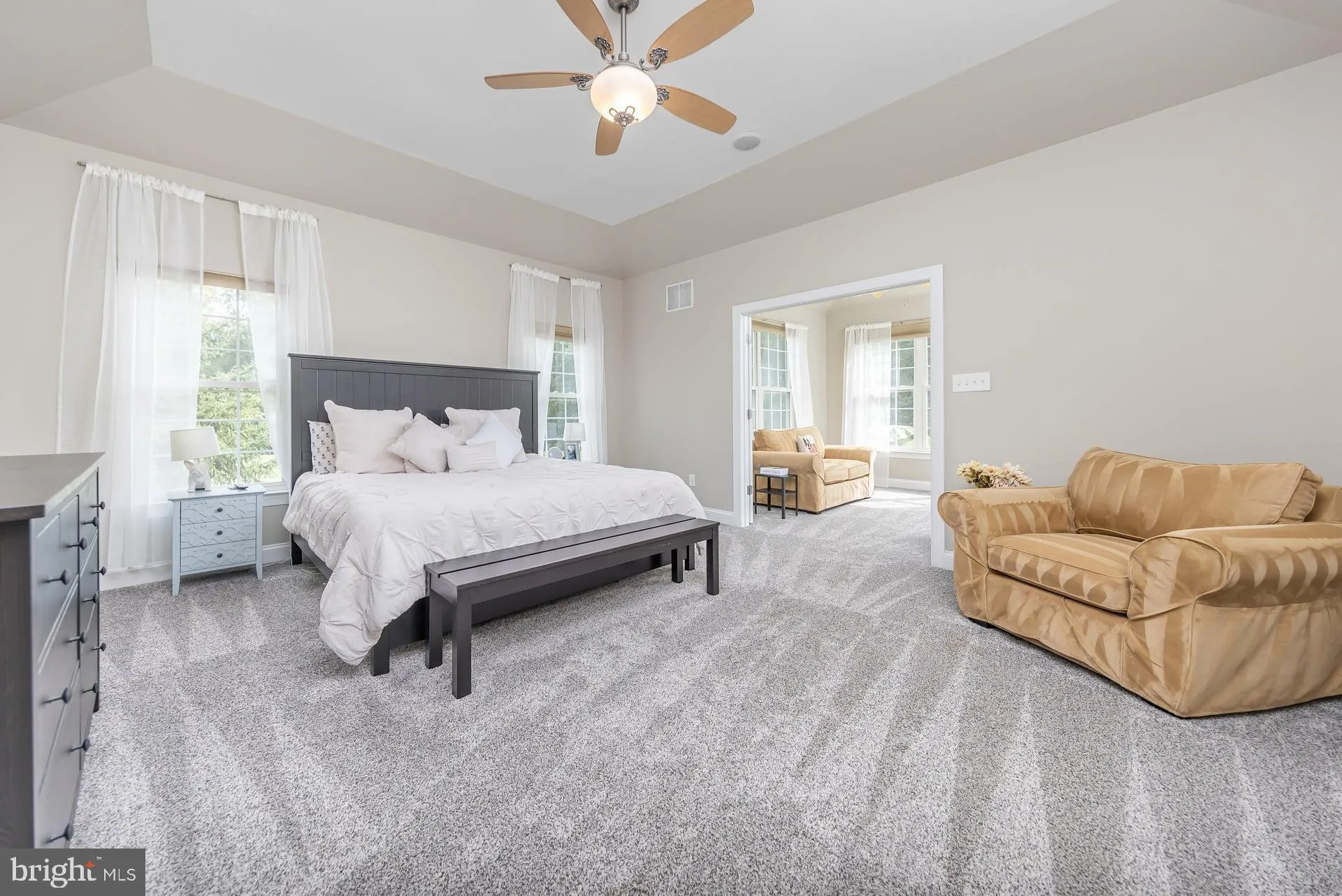 West Deptford, New Jersey 08066, United States, 3 Bedrooms Bedrooms, ,2 BathroomsBathrooms,Residential,Active,220938