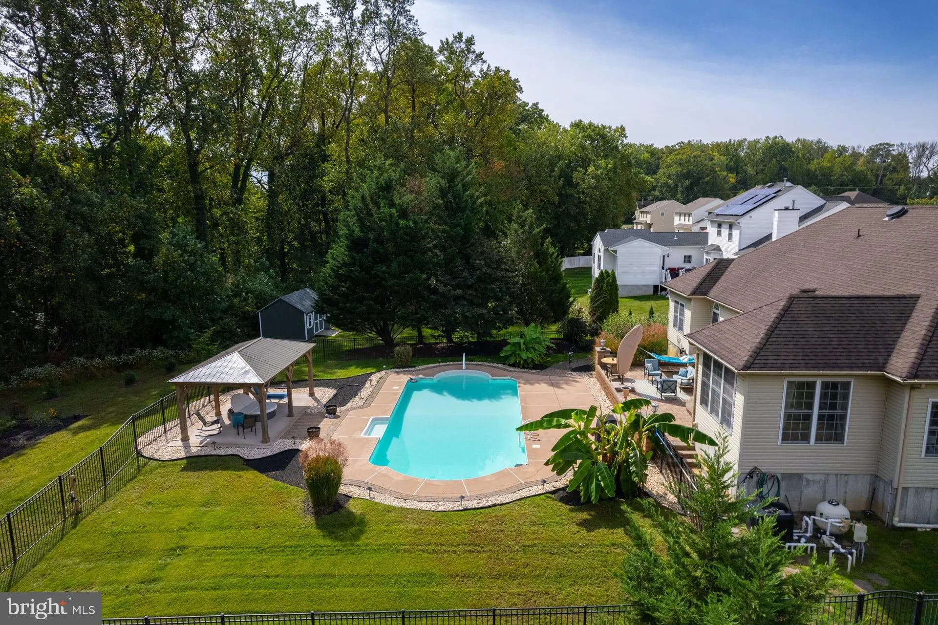 West Deptford, New Jersey 08066, United States, 3 Bedrooms Bedrooms, ,2 BathroomsBathrooms,Residential,Active,220938