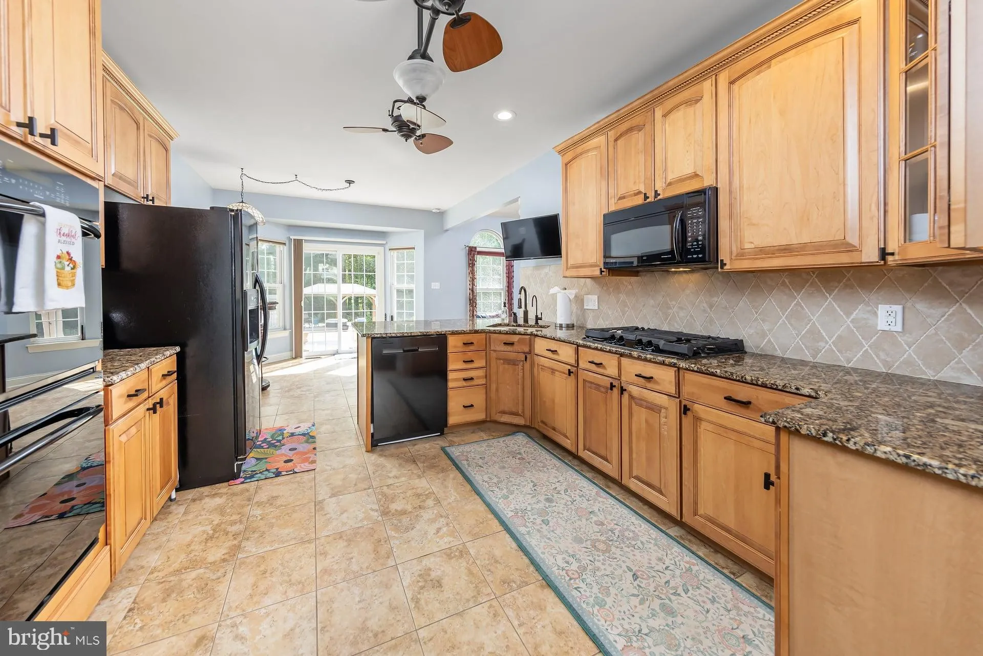 West Deptford, New Jersey 08066, United States, 3 Bedrooms Bedrooms, ,2 BathroomsBathrooms,Residential,Active,220938