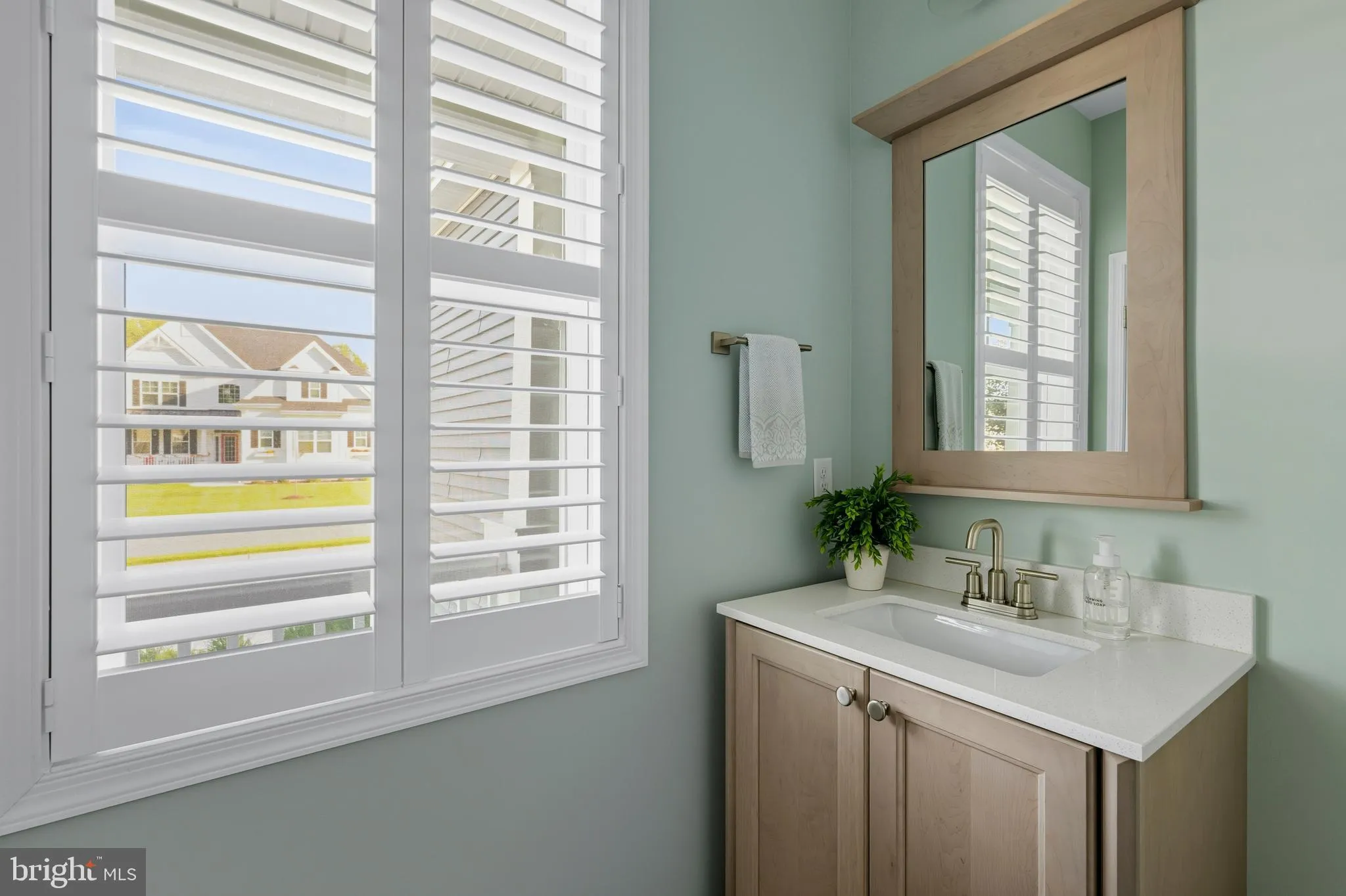 Lewes, Delaware 19958, United States, 4 Bedrooms Bedrooms, ,4 BathroomsBathrooms,Residential,Active,220571