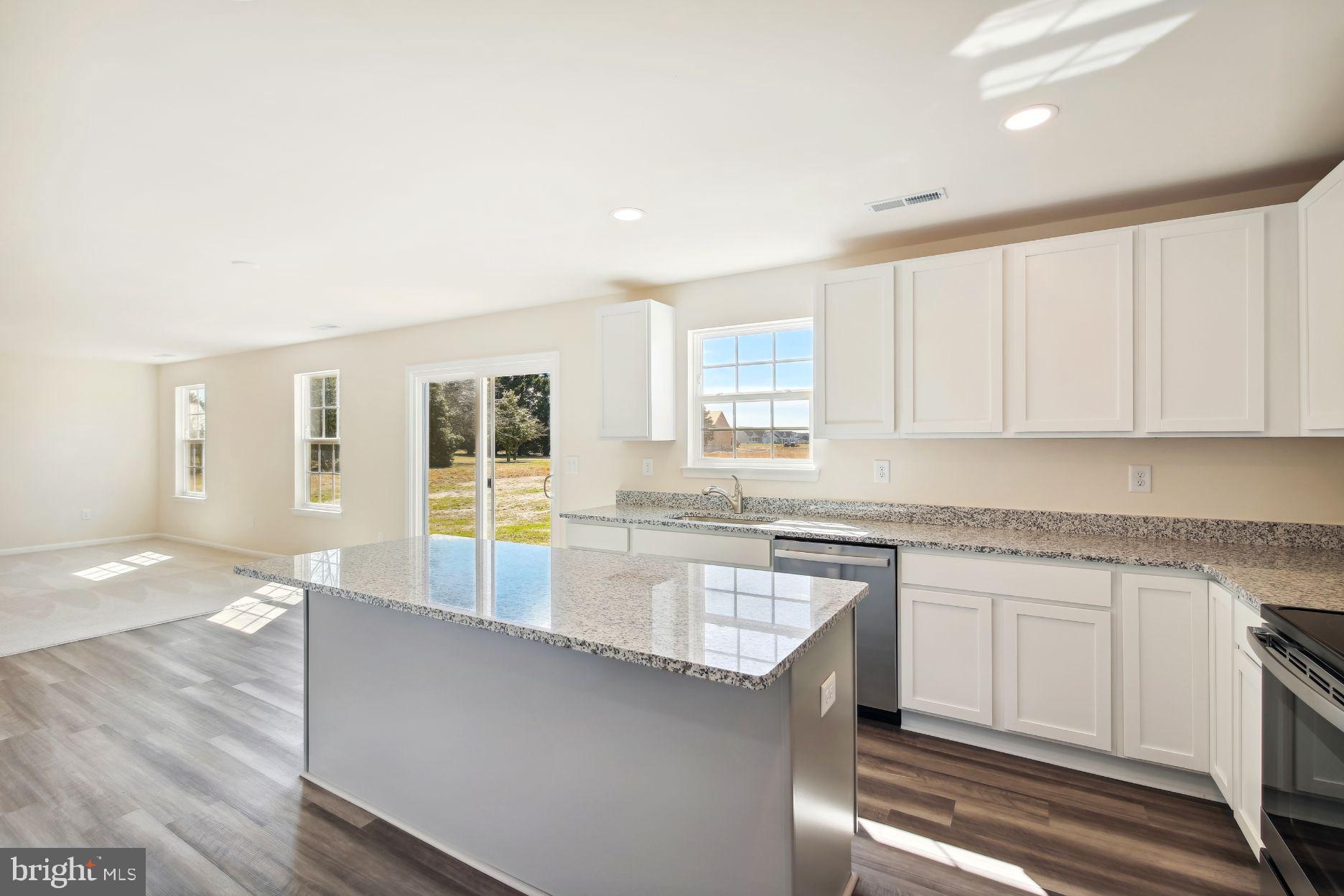 627 CALIFORNIA TERRACE