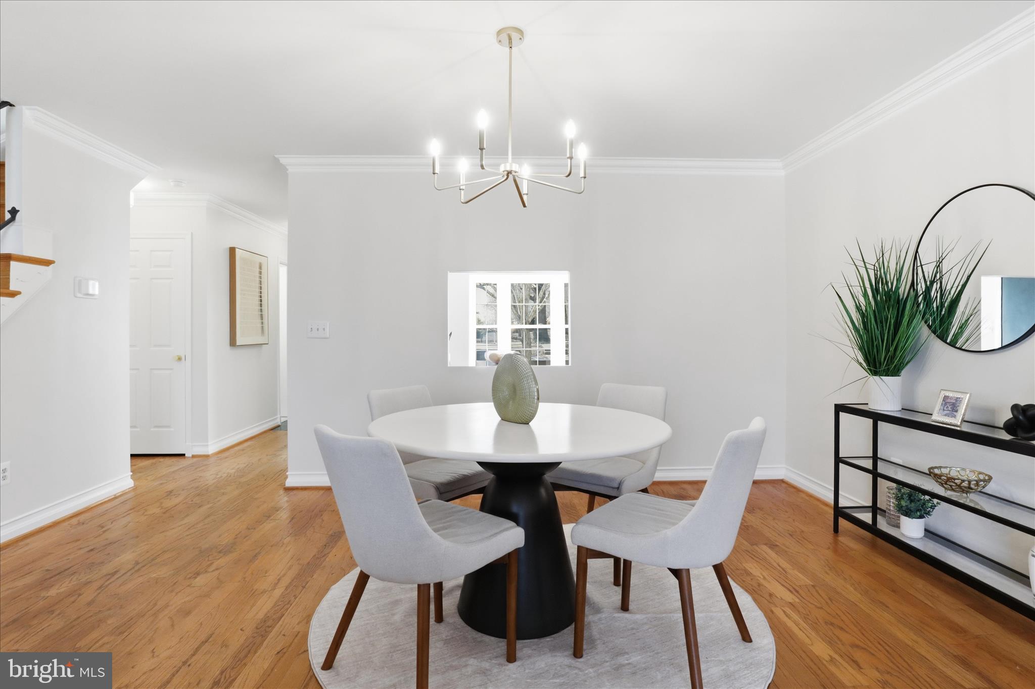 SUMNER SQUARE - Residential