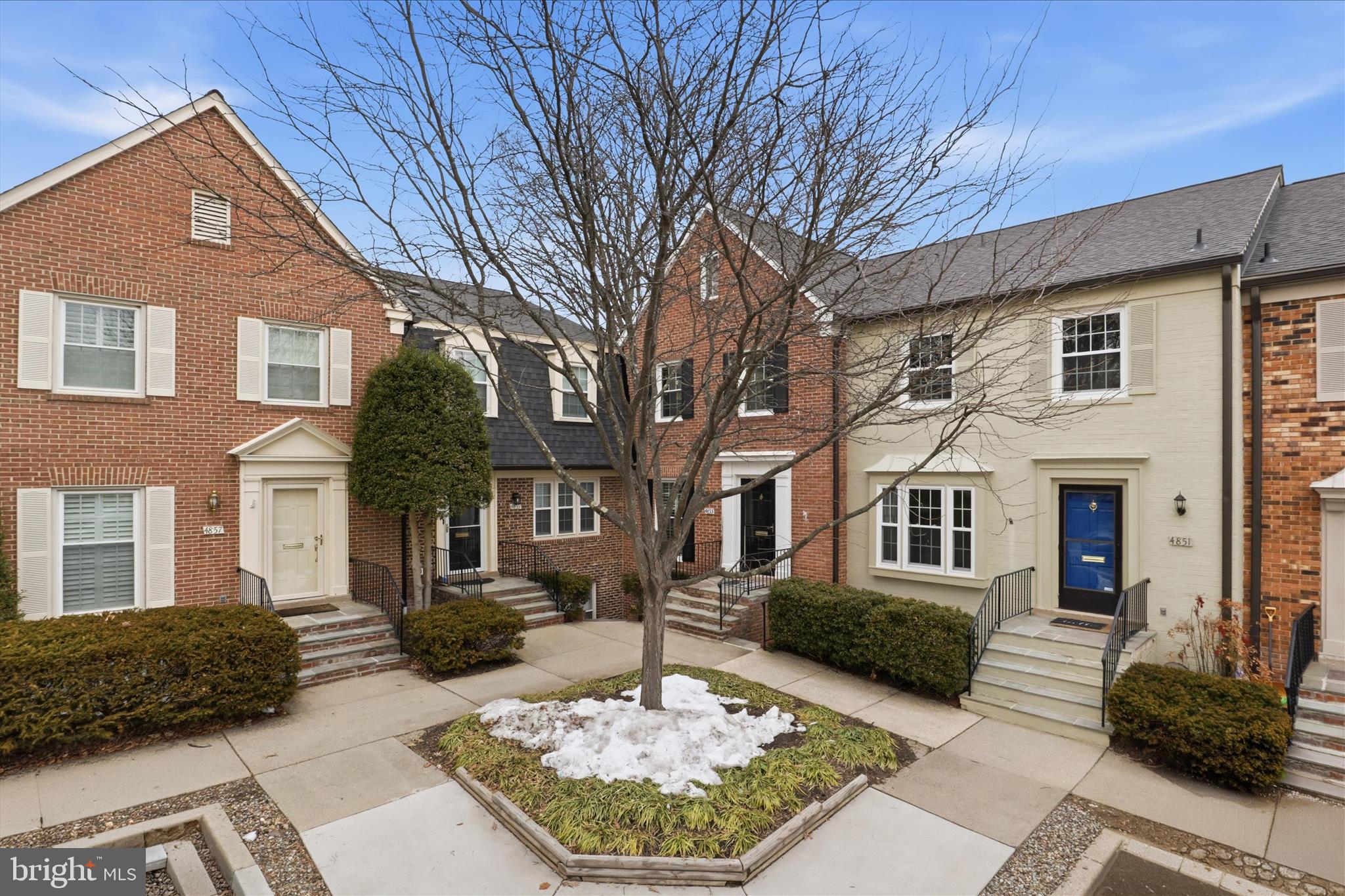 SUMNER SQUARE - Residential