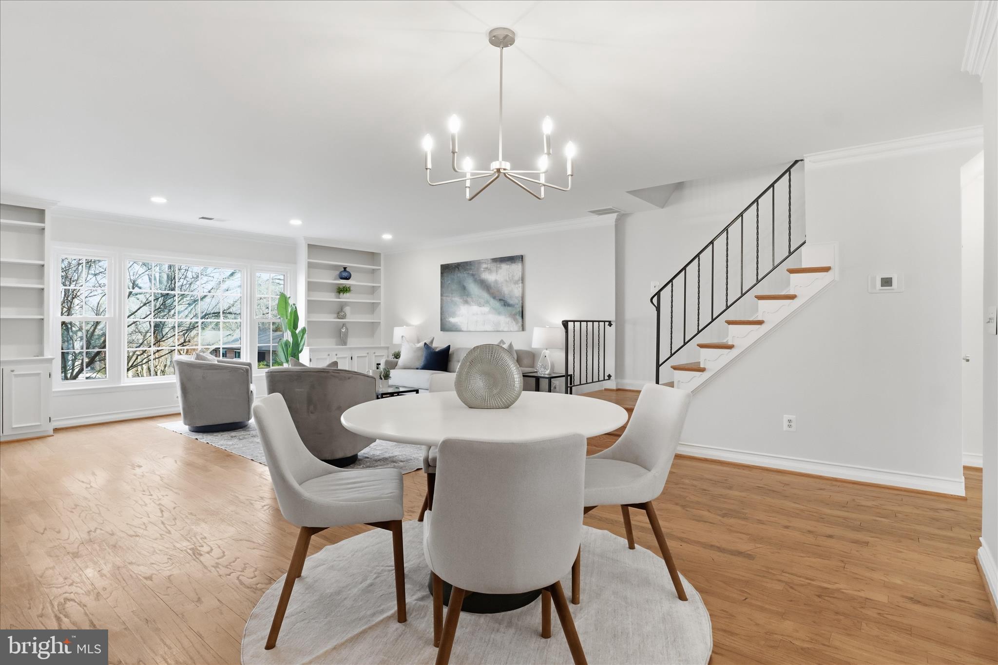 SUMNER SQUARE - Residential