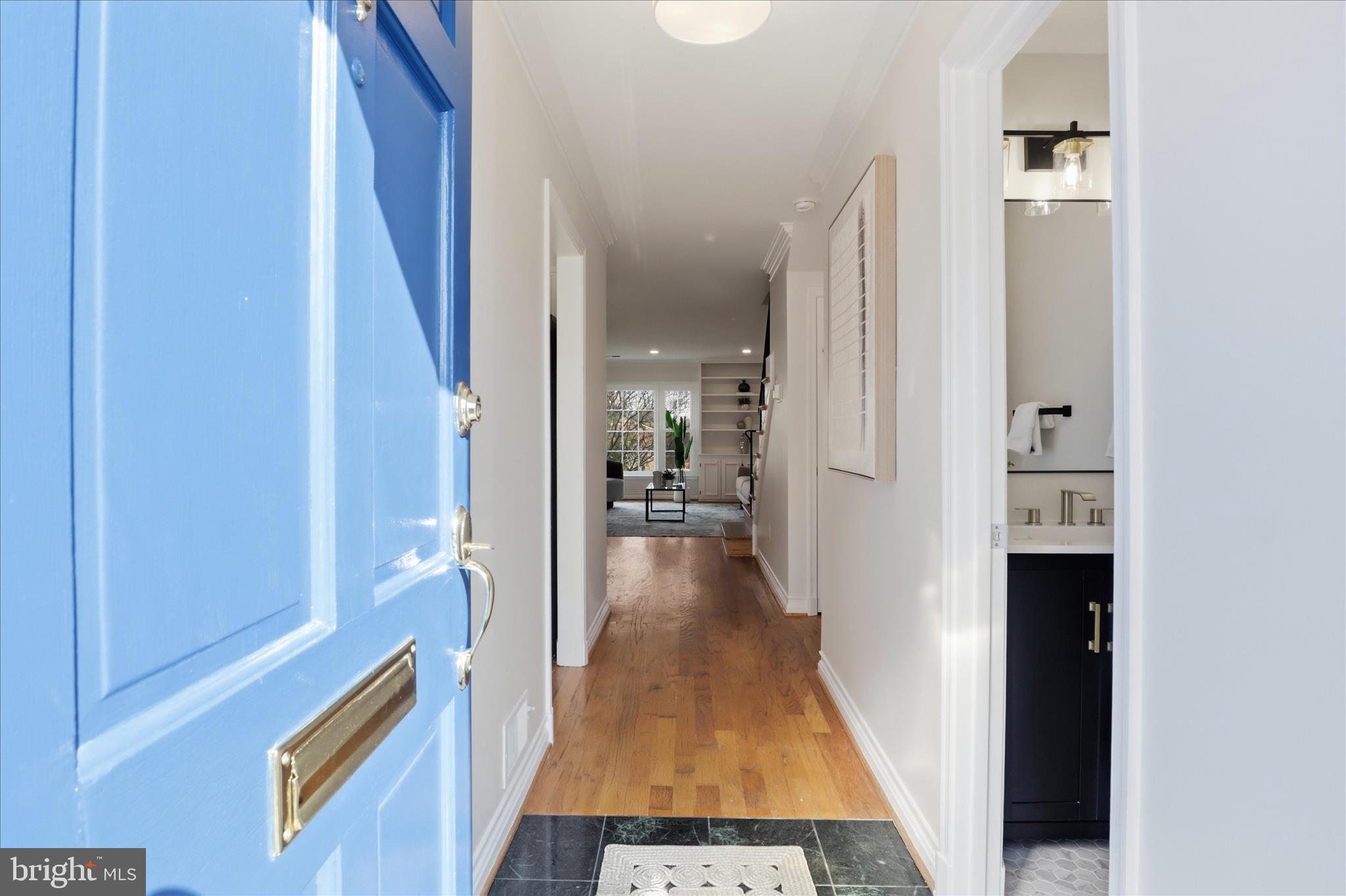 SUMNER SQUARE - Residential