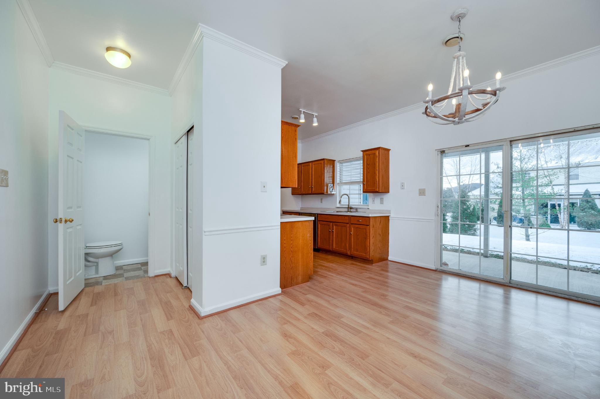 THOMAS GARDENS - Residential