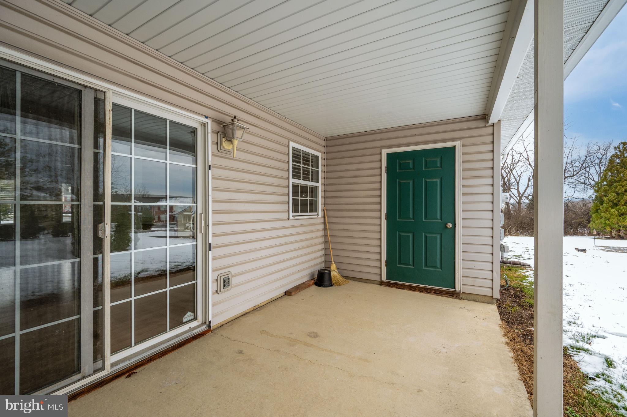 THOMAS GARDENS - Residential