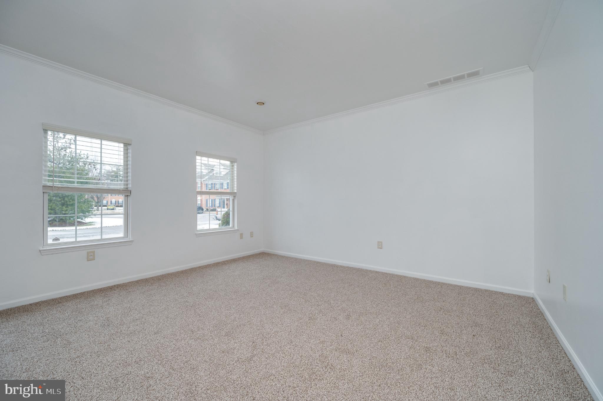 THOMAS GARDENS - Residential