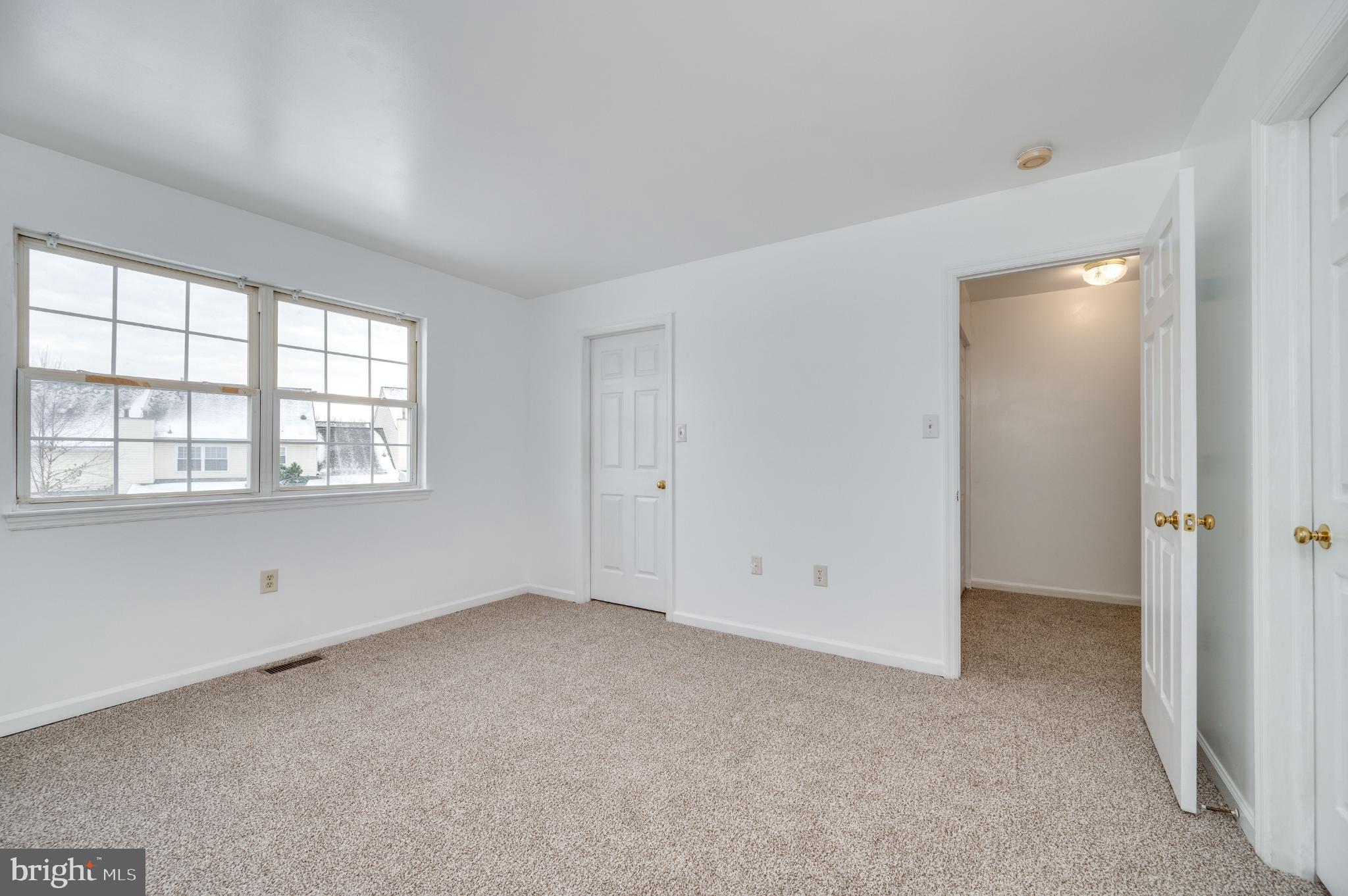 THOMAS GARDENS - Residential