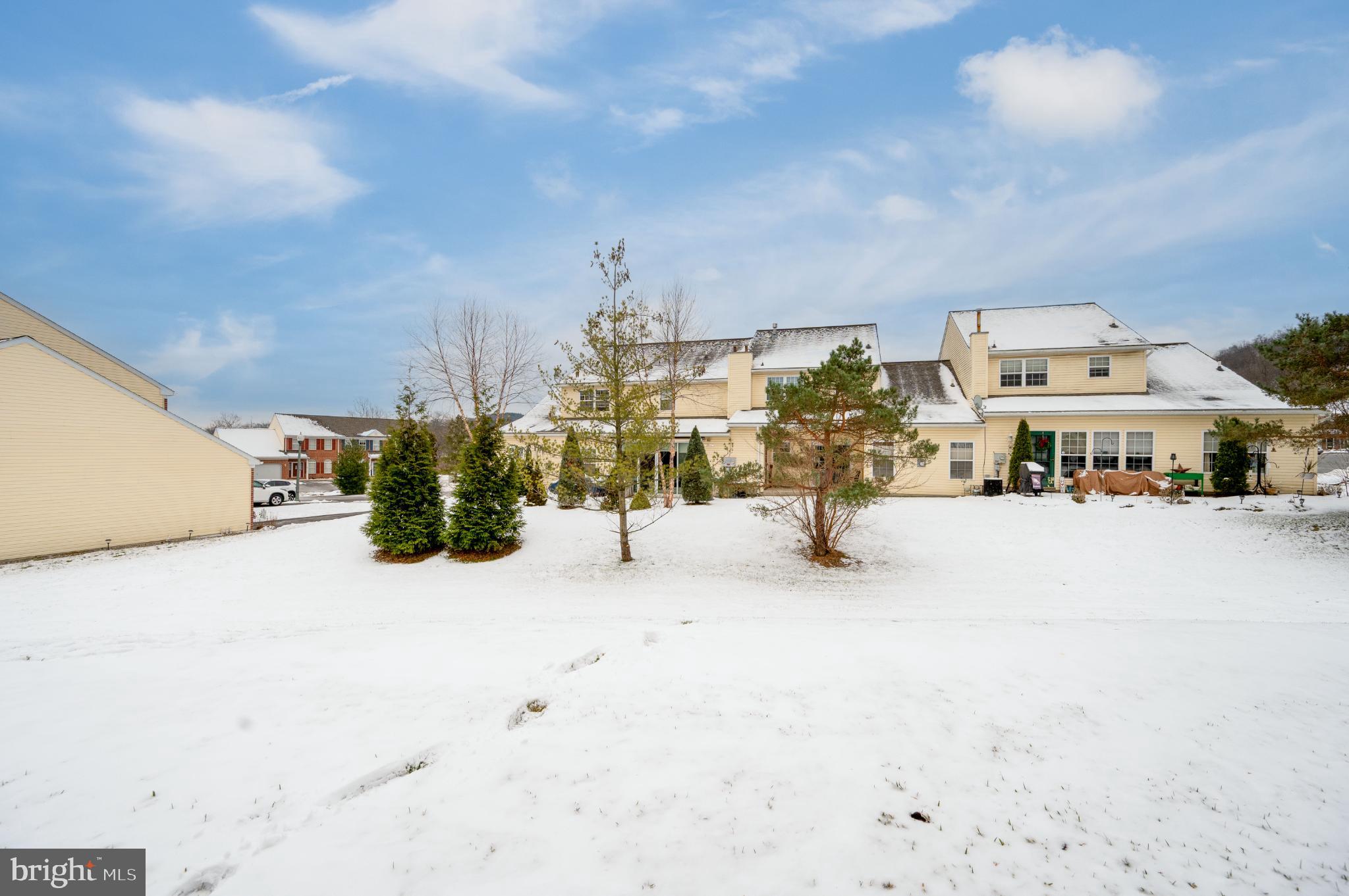 THOMAS GARDENS - Residential