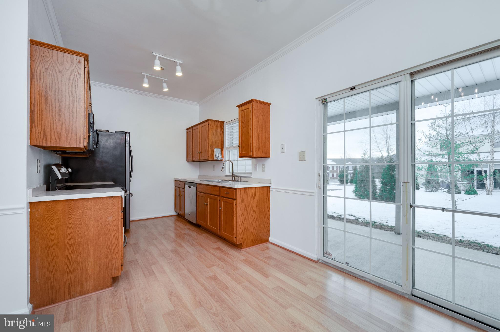 THOMAS GARDENS - Residential