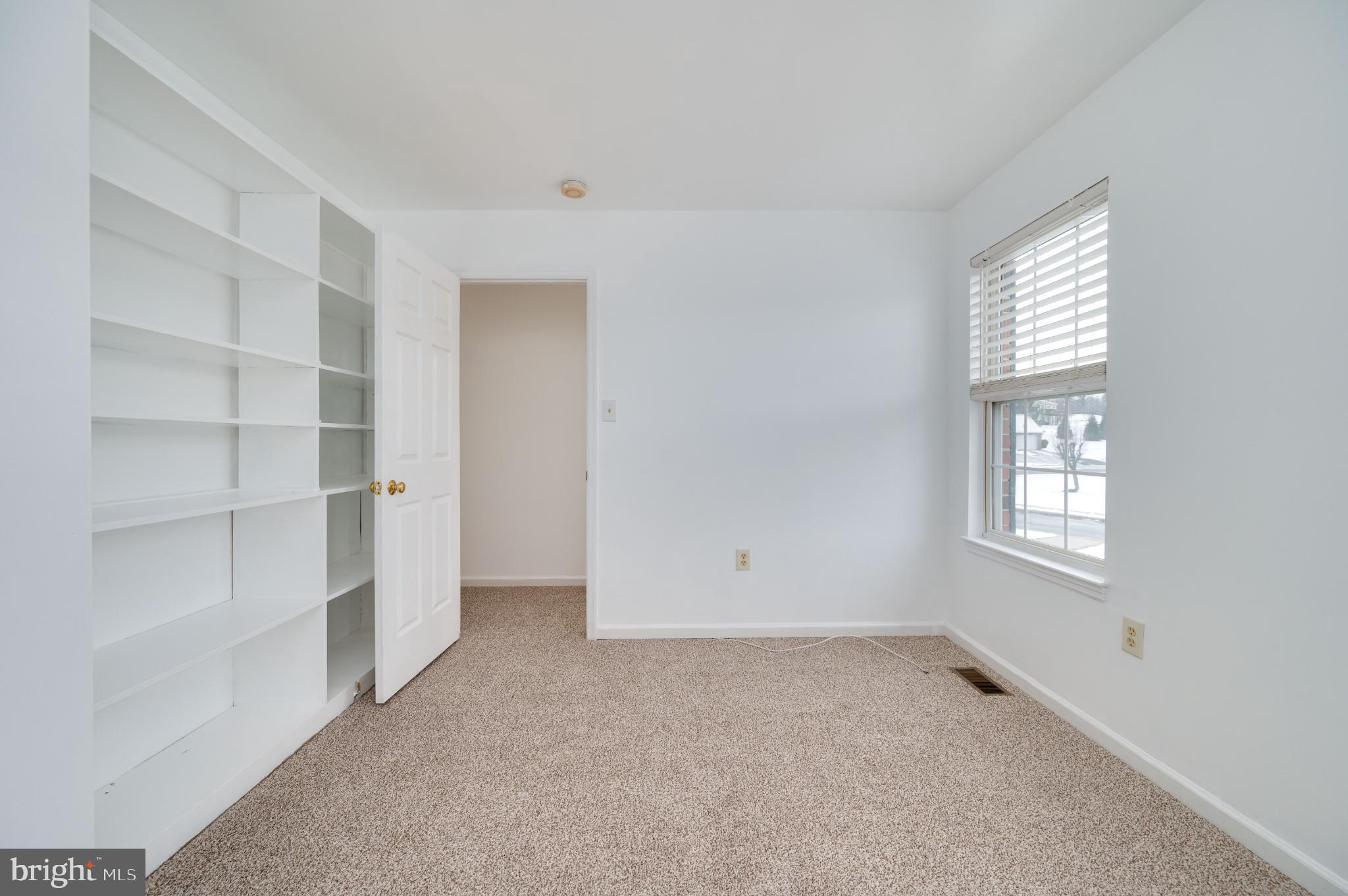 THOMAS GARDENS - Residential