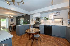 CHESTERBROOK - Residential Lease