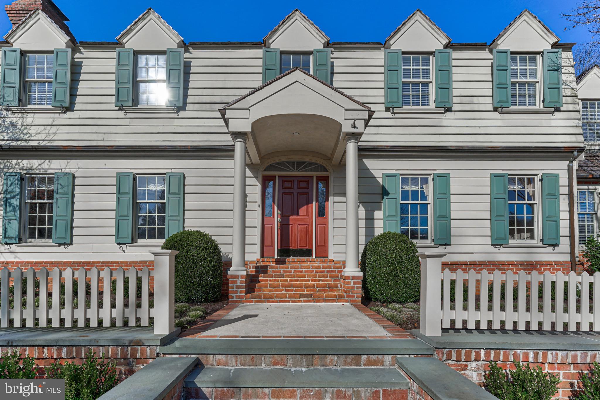 POND VIEW ESTATES - Residential