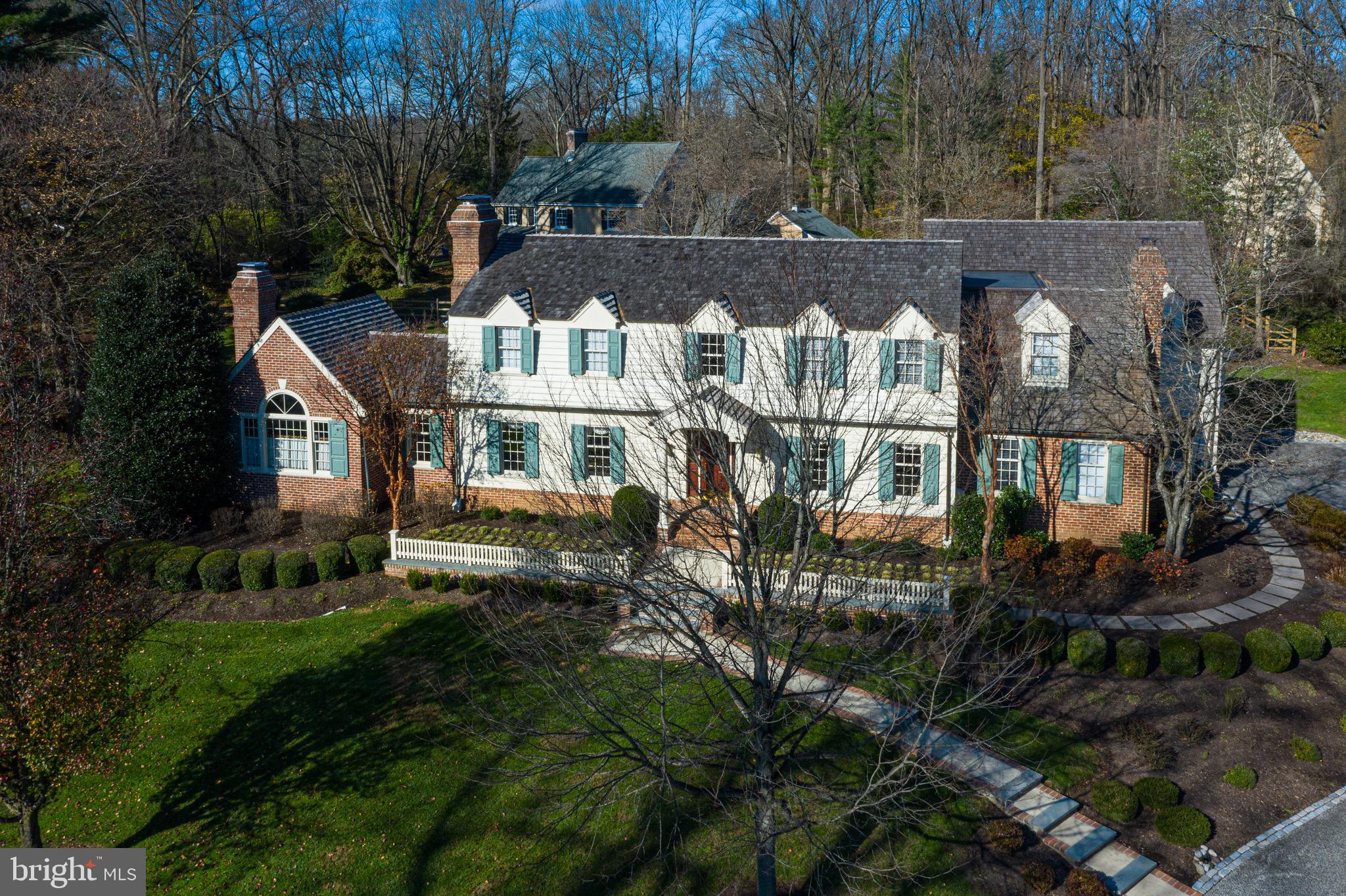 POND VIEW ESTATES - Residential