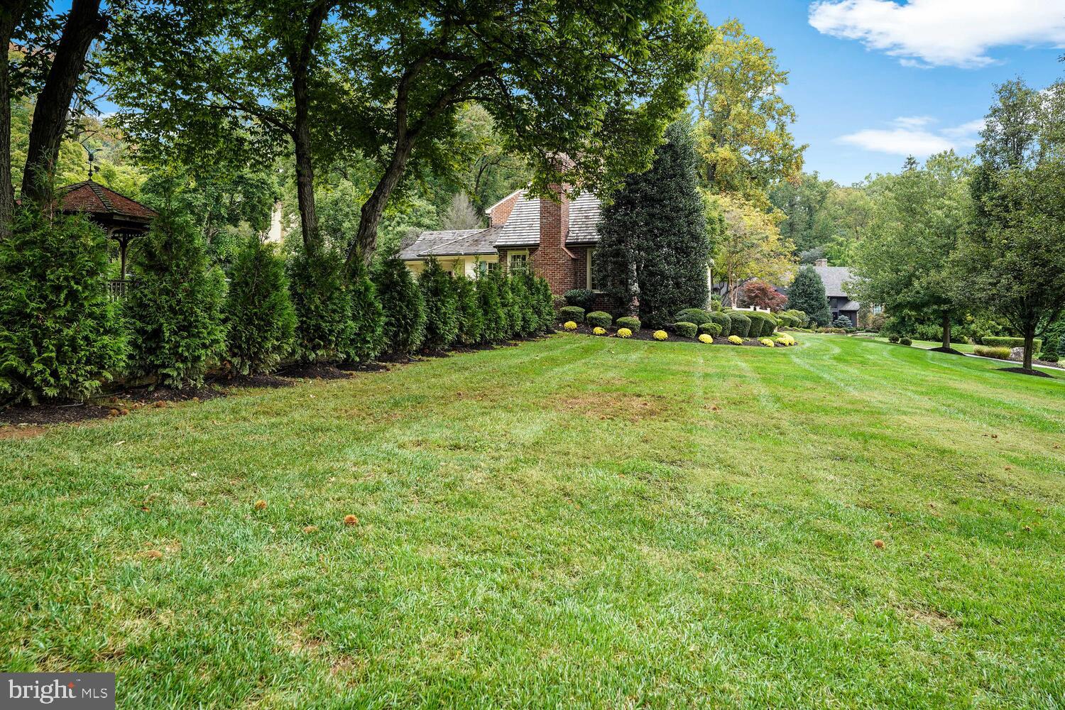 POND VIEW ESTATES - Residential