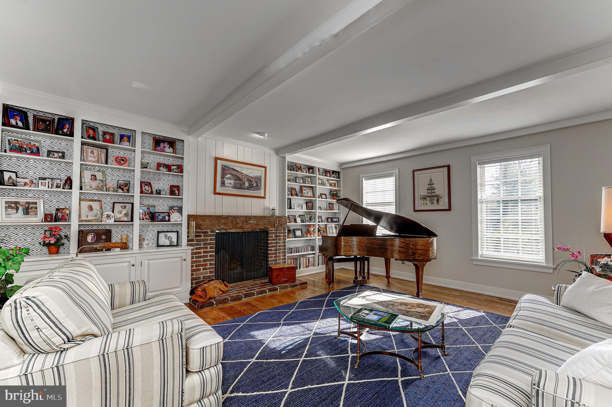 POND VIEW ESTATES - Residential