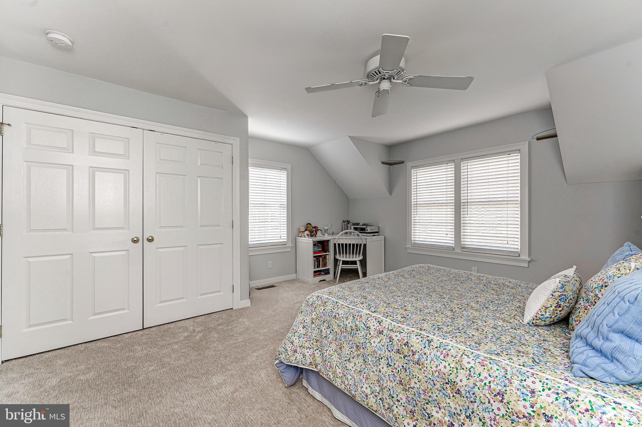 POND VIEW ESTATES - Residential