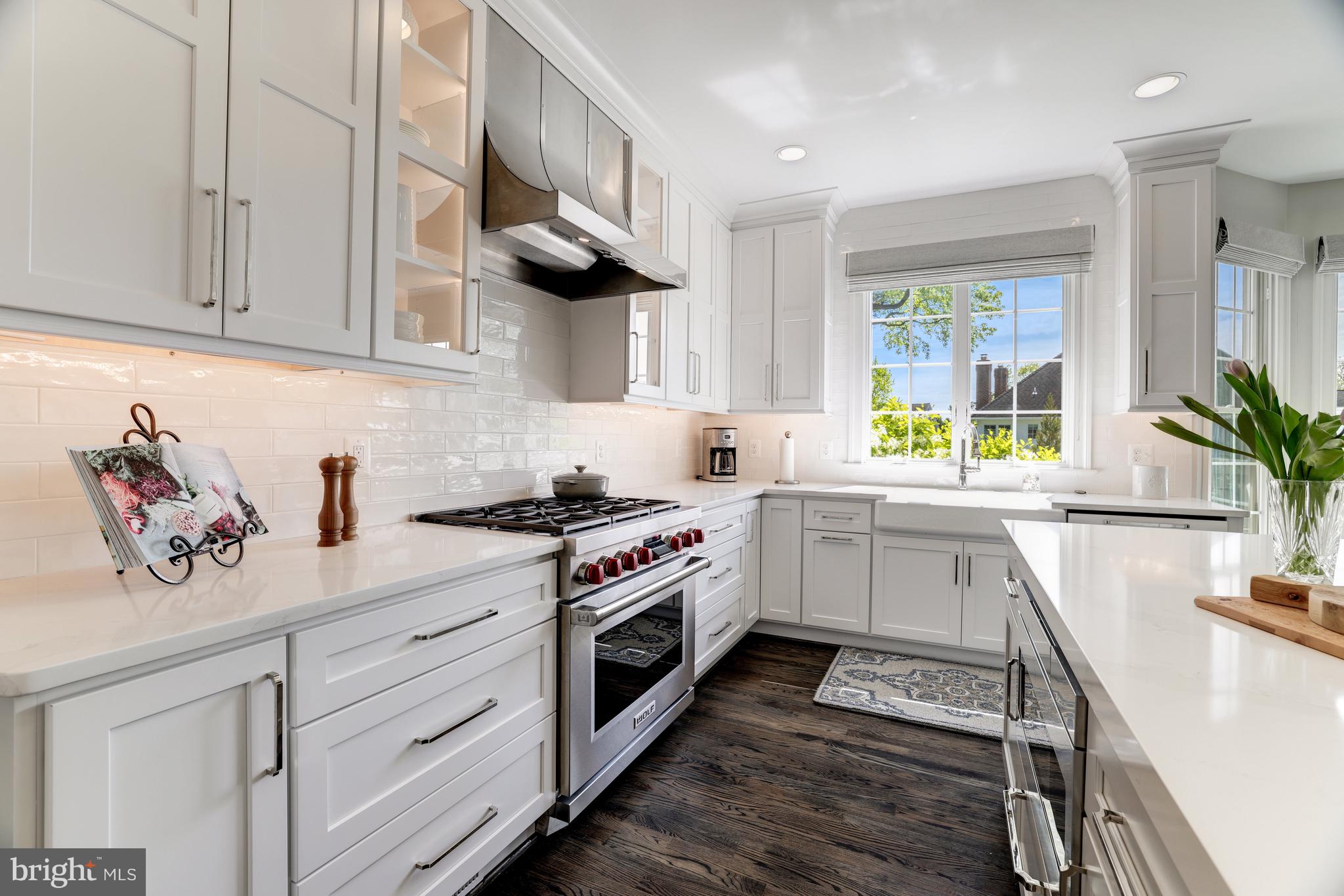 SALONA VILLAGE - Residential