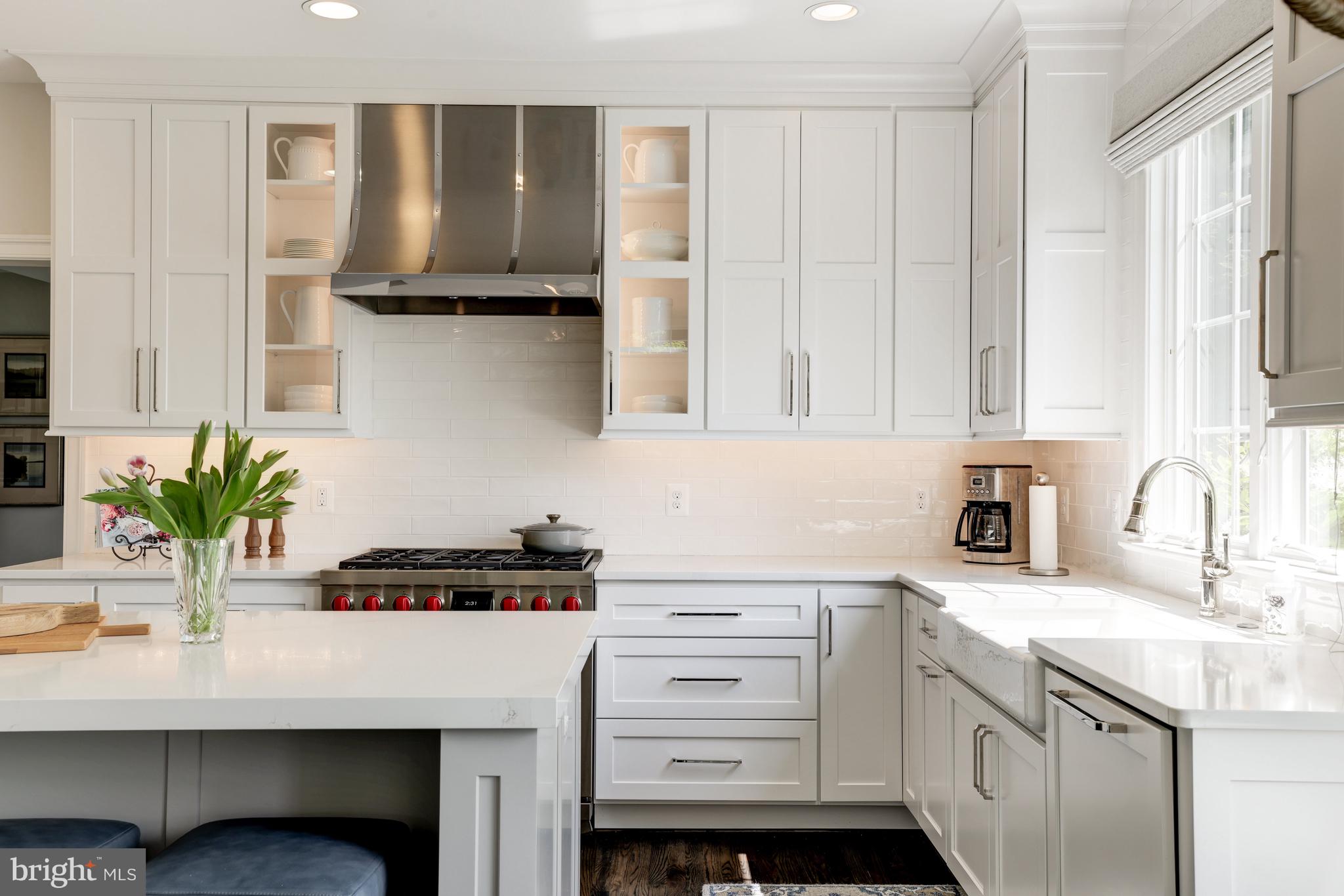 SALONA VILLAGE - Residential