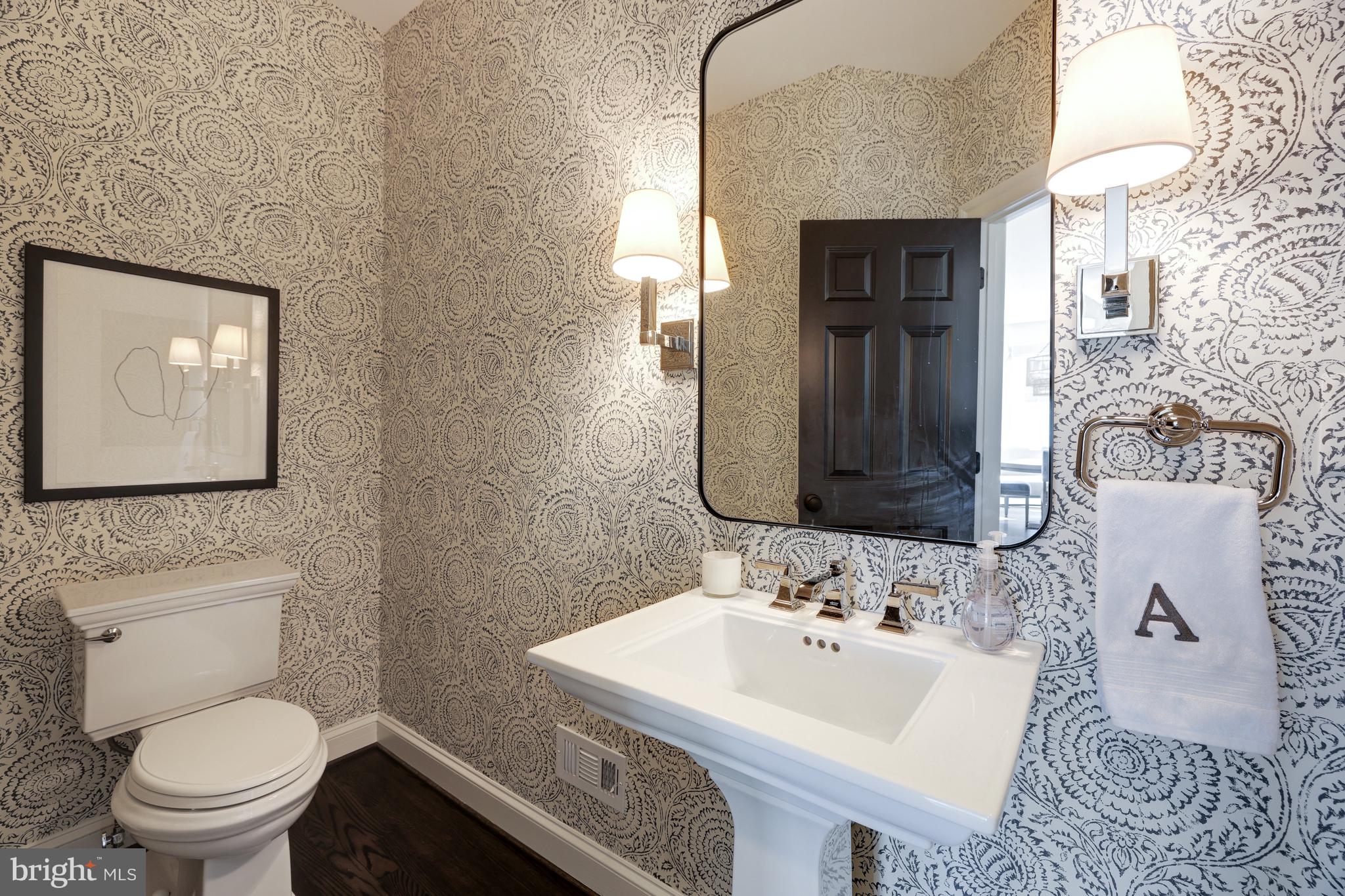 SALONA VILLAGE - Residential