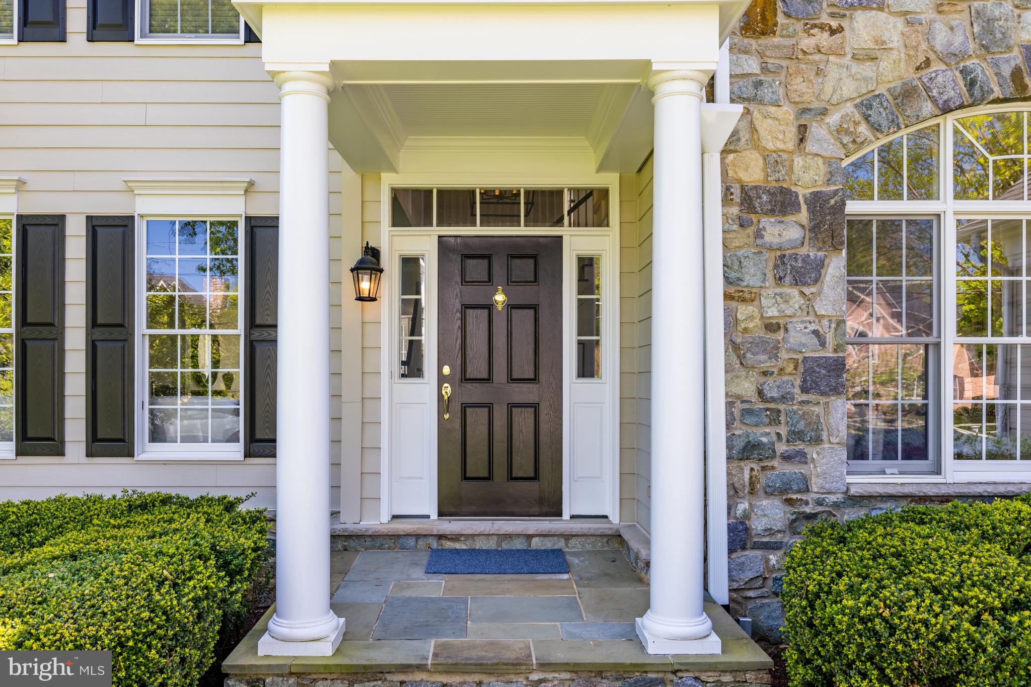 SALONA VILLAGE - Residential