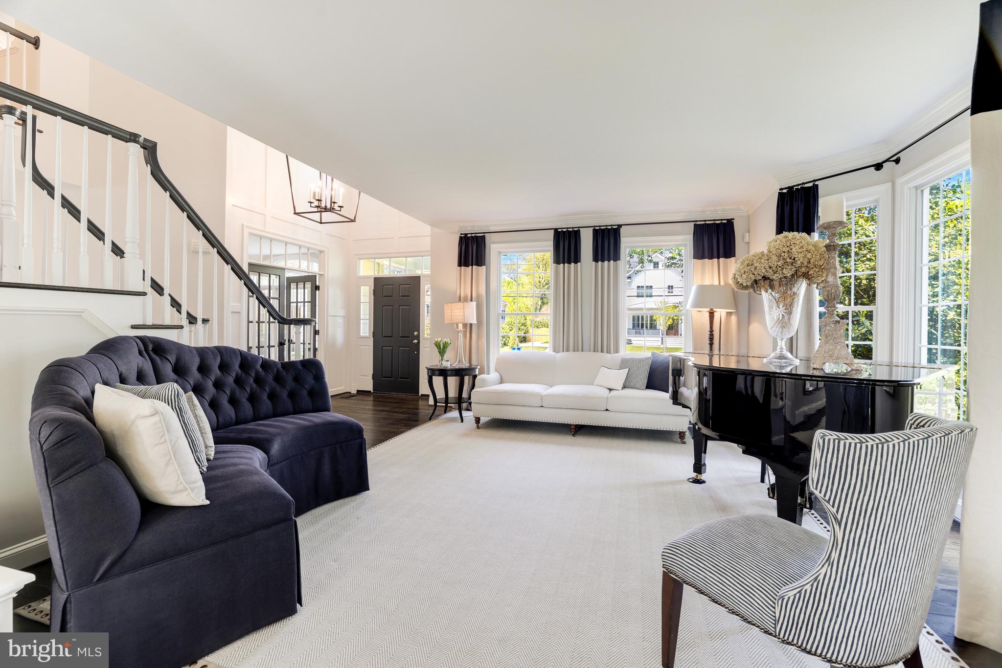 SALONA VILLAGE - Residential