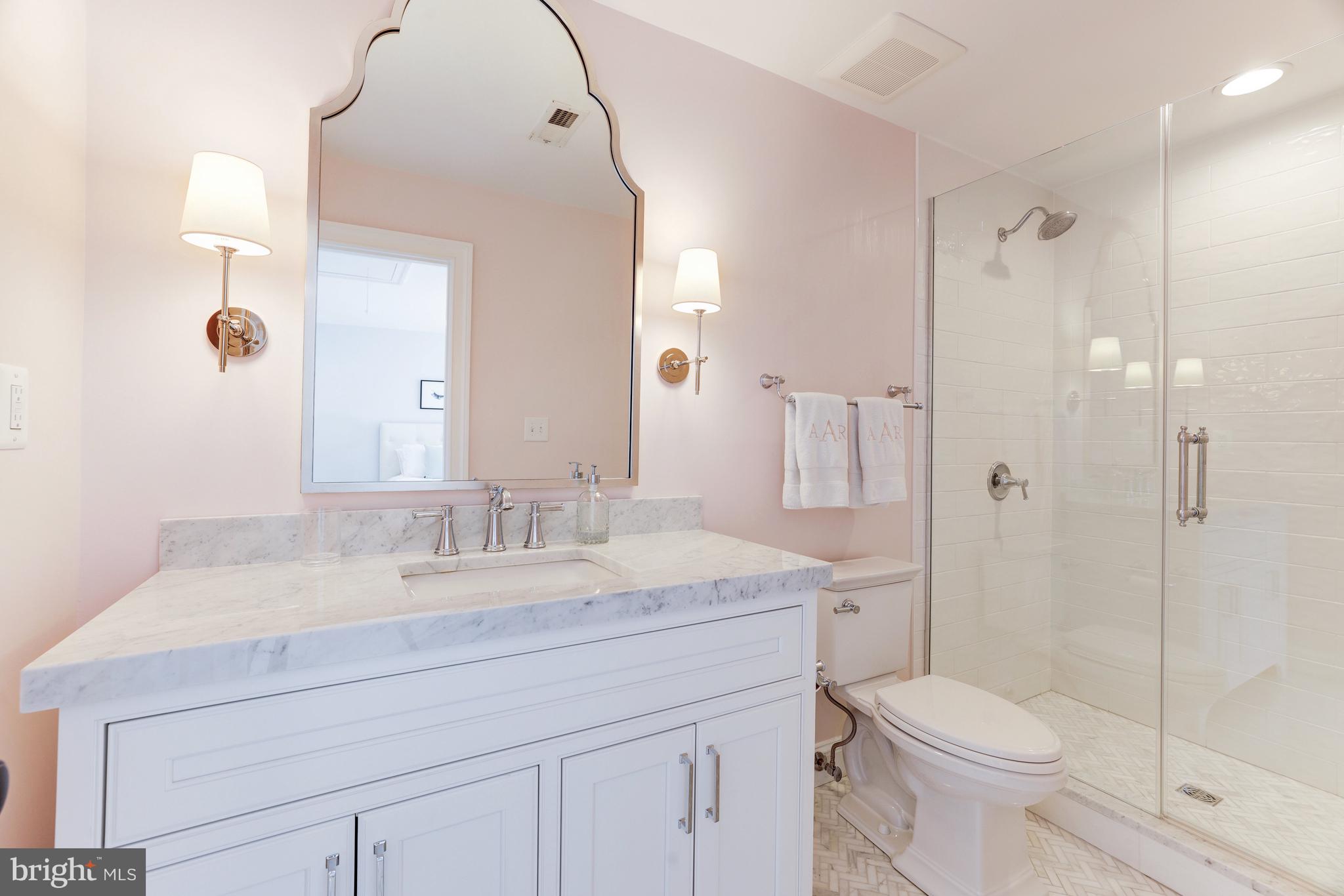 SALONA VILLAGE - Residential