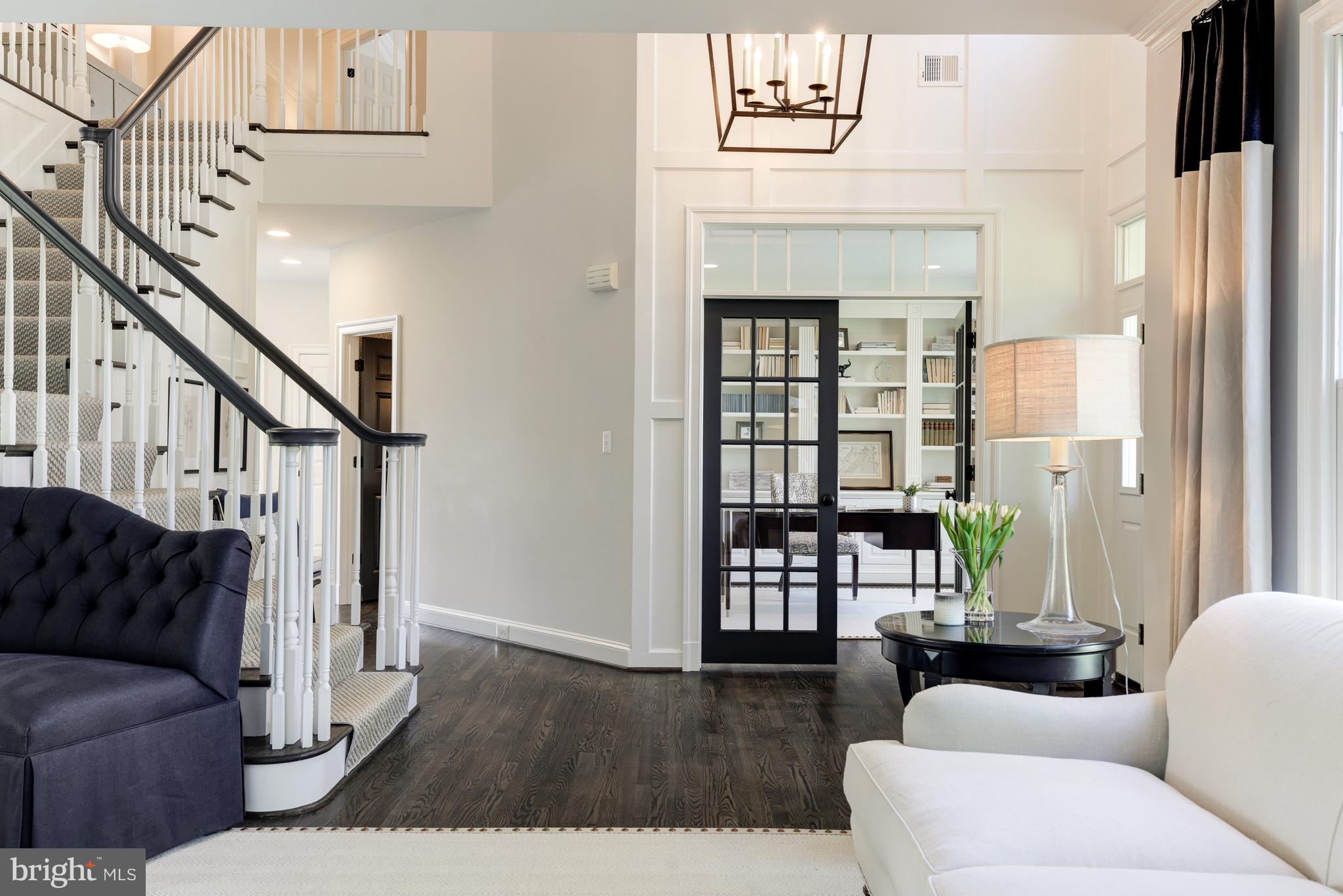 SALONA VILLAGE - Residential