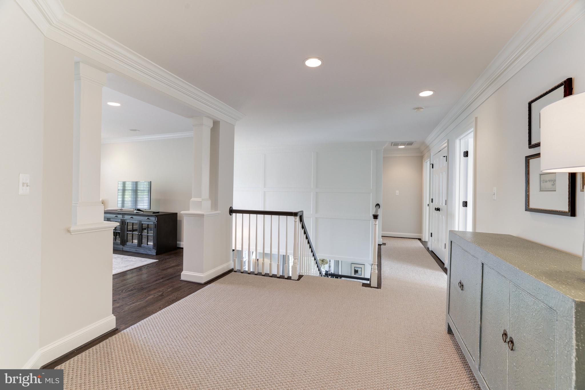 SALONA VILLAGE - Residential