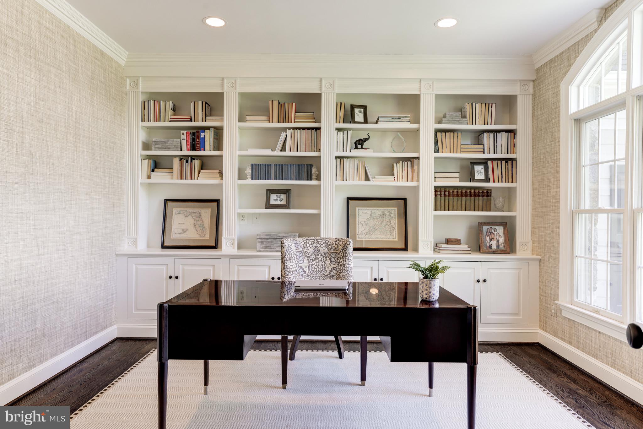 SALONA VILLAGE - Residential