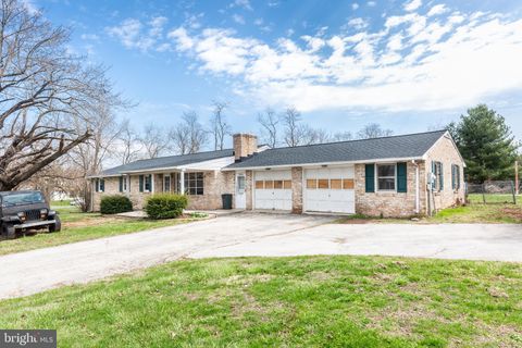 Homes For Sale - 5 Sunset Drive<br/> GETTYSBURG, PA 17325