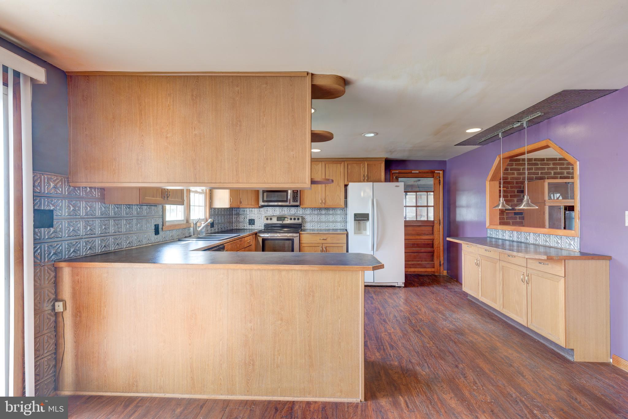 SPRINGFIELD ESTATES - Residential