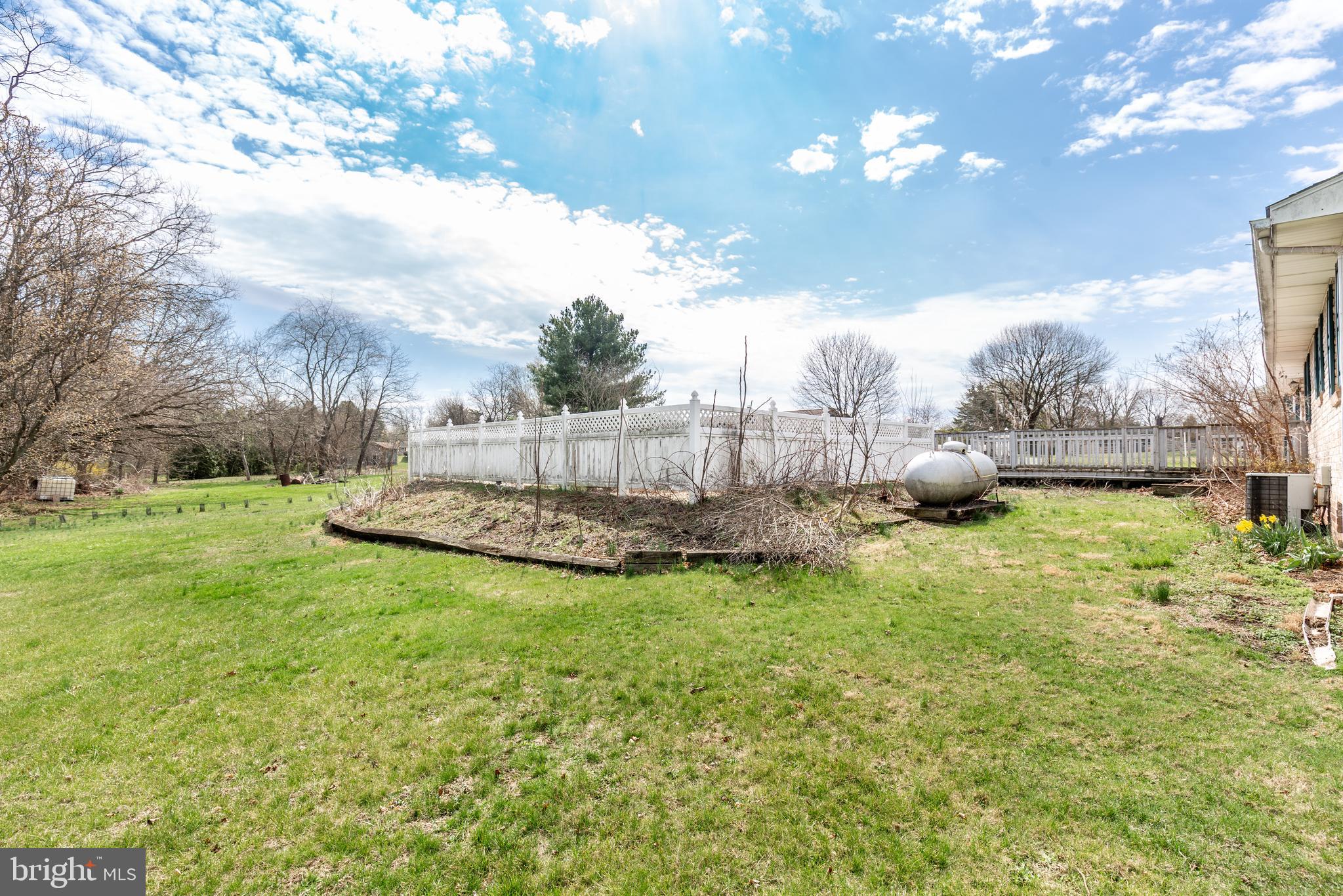 SPRINGFIELD ESTATES - Residential