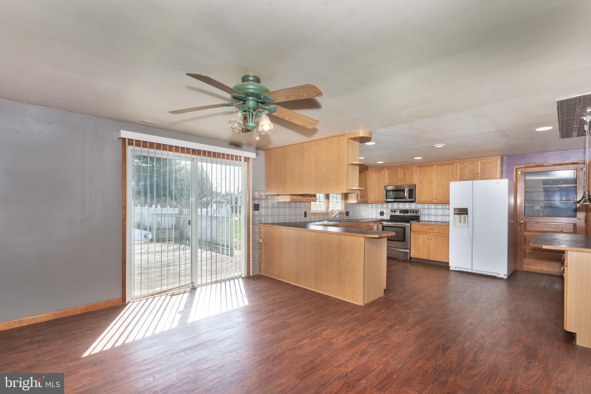 SPRINGFIELD ESTATES - Residential