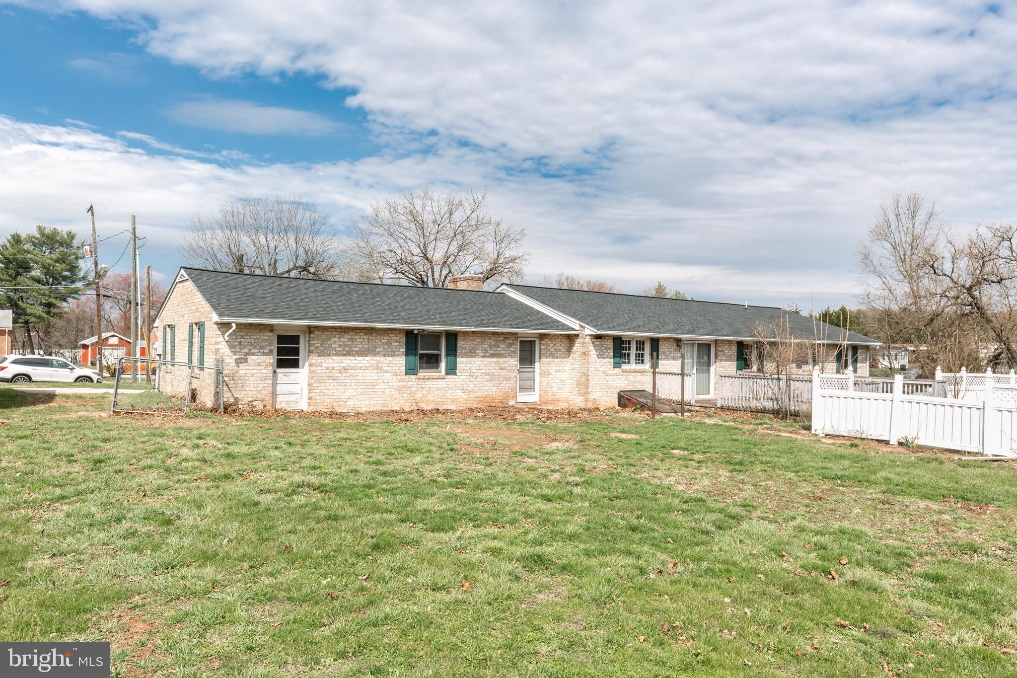 SPRINGFIELD ESTATES - Residential