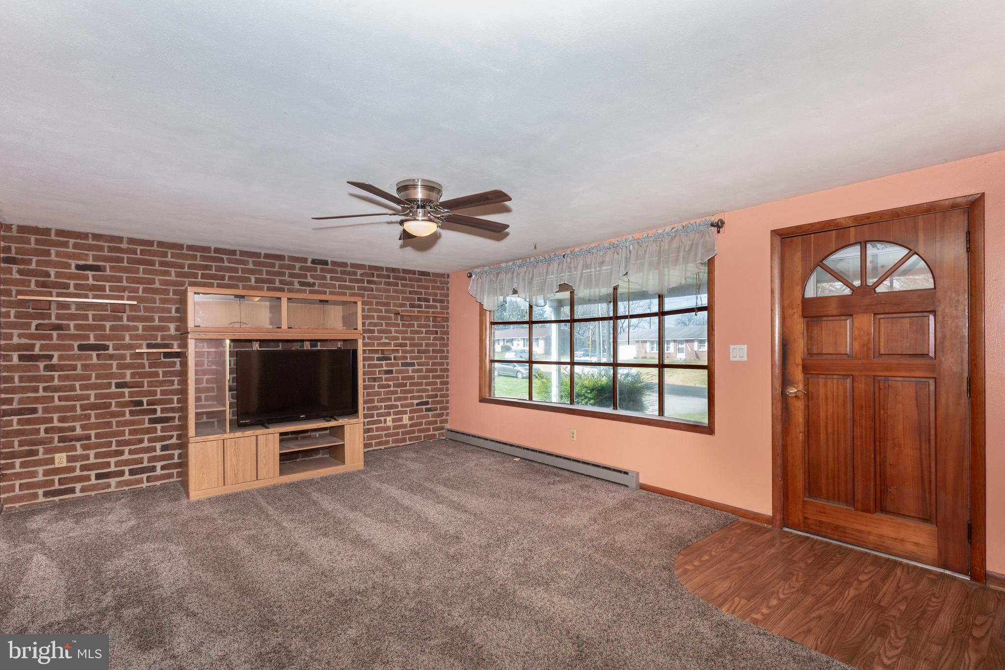 SPRINGFIELD ESTATES - Residential