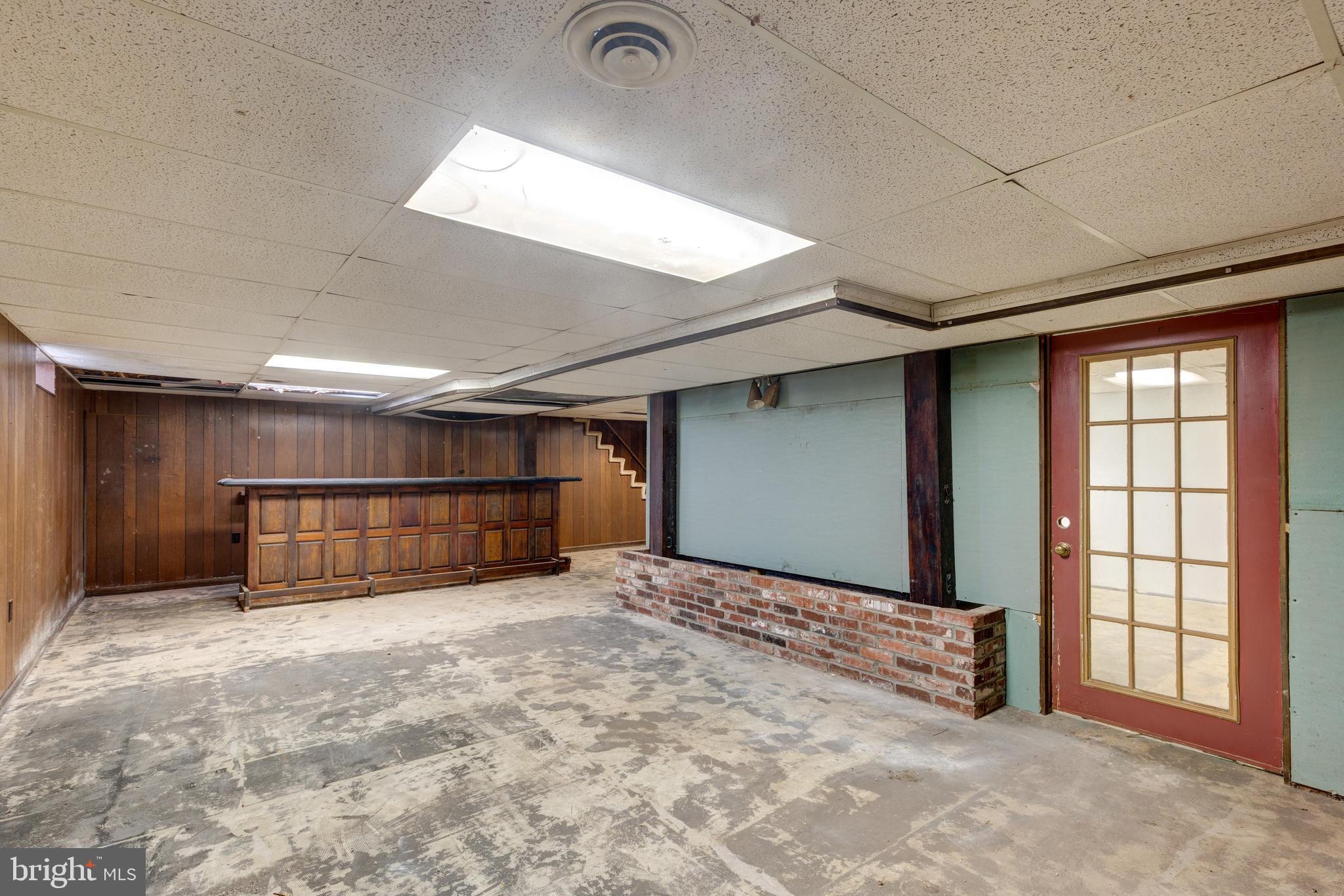 SPRINGFIELD ESTATES - Residential