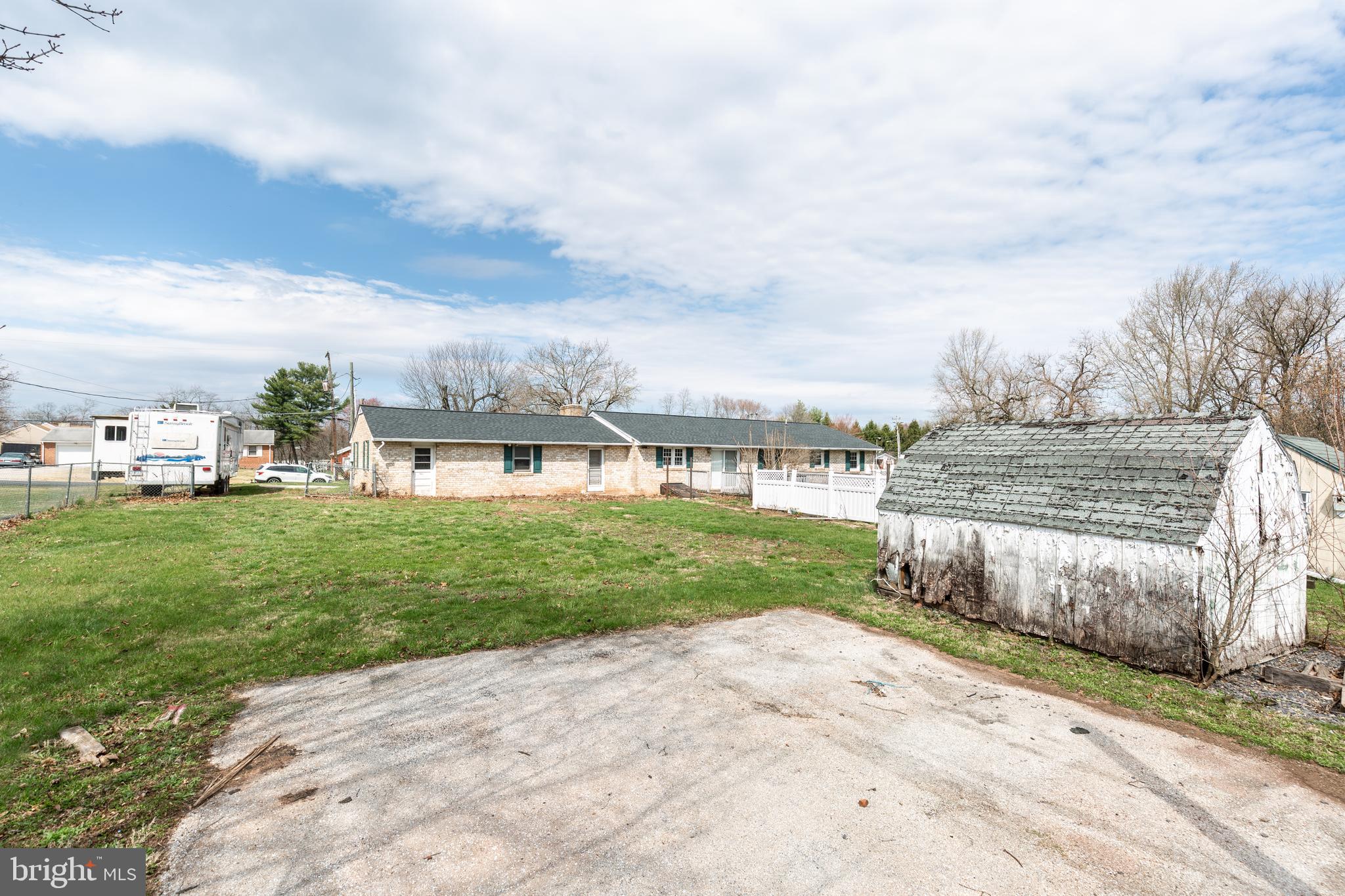 SPRINGFIELD ESTATES - Residential