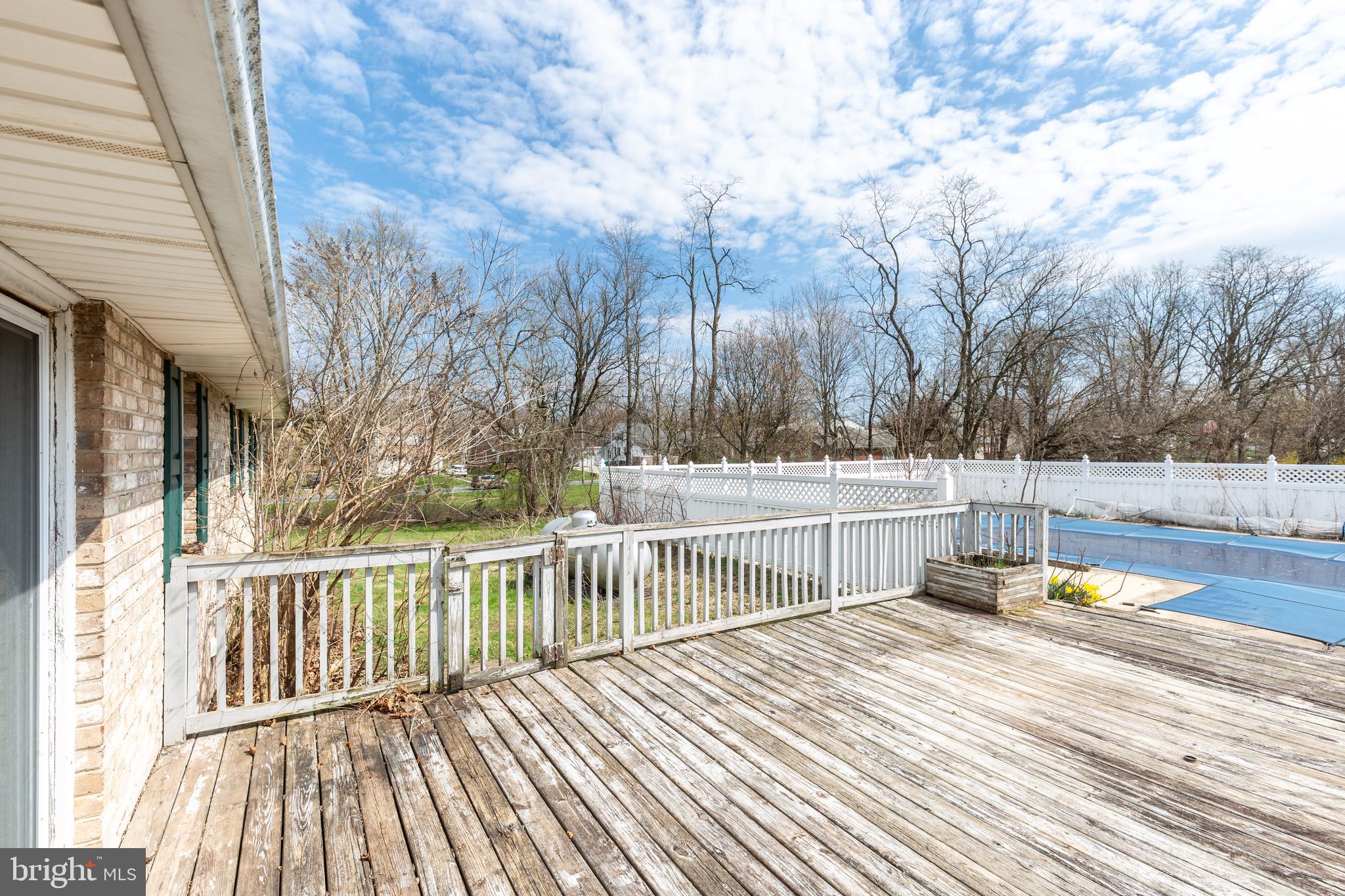 SPRINGFIELD ESTATES - Residential