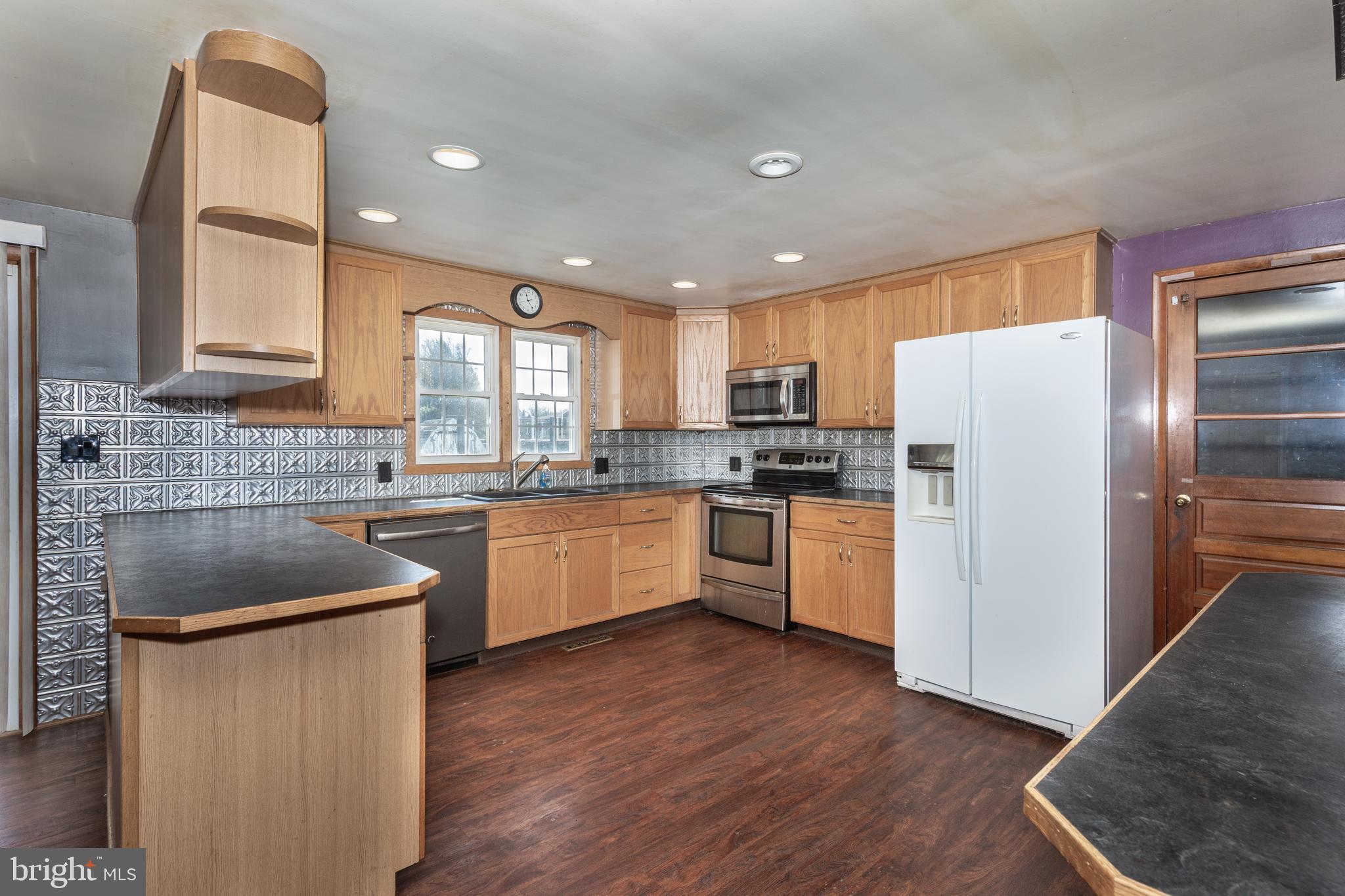 SPRINGFIELD ESTATES - Residential