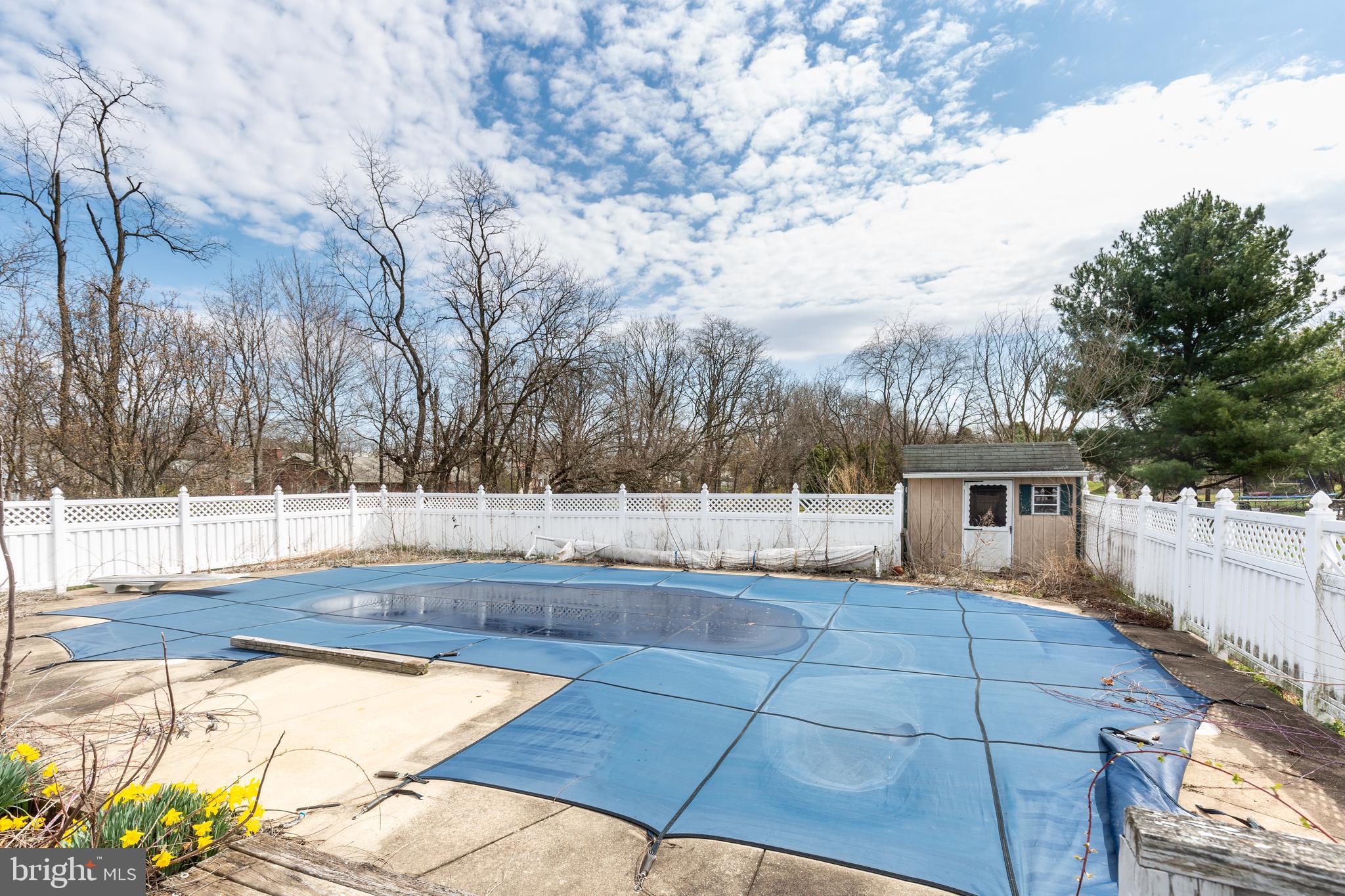 SPRINGFIELD ESTATES - Residential