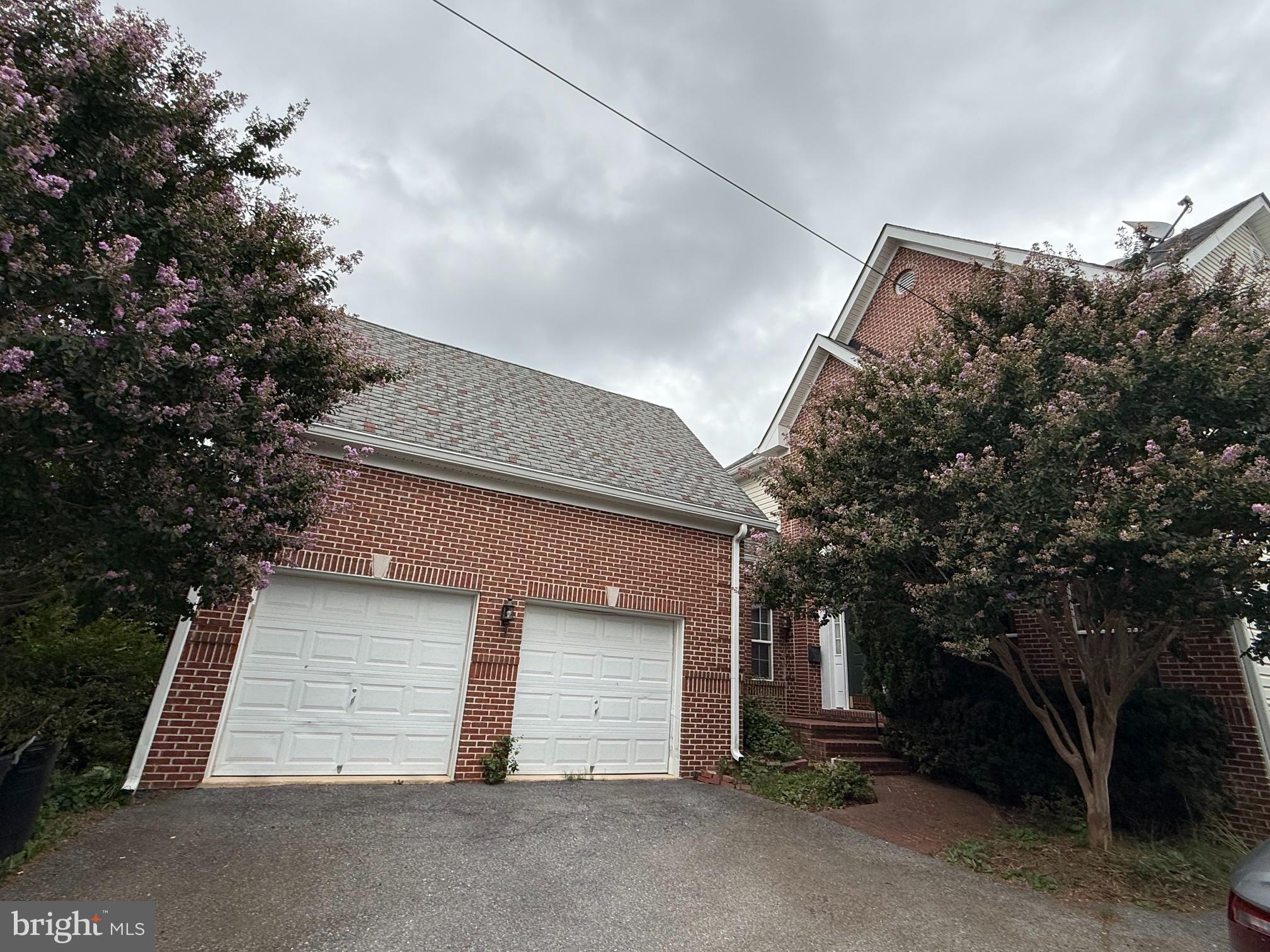 375 N VAN BUREN STREET