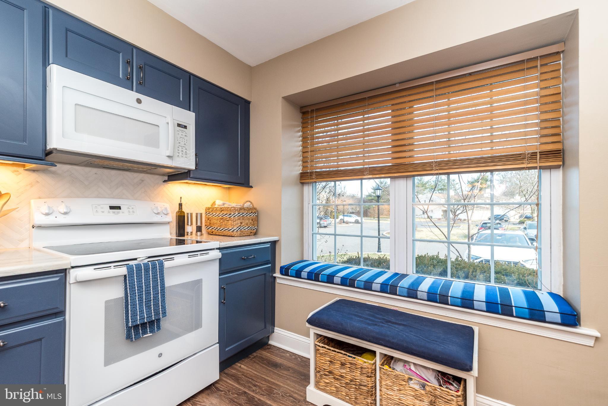 ARROWHEAD - Residential