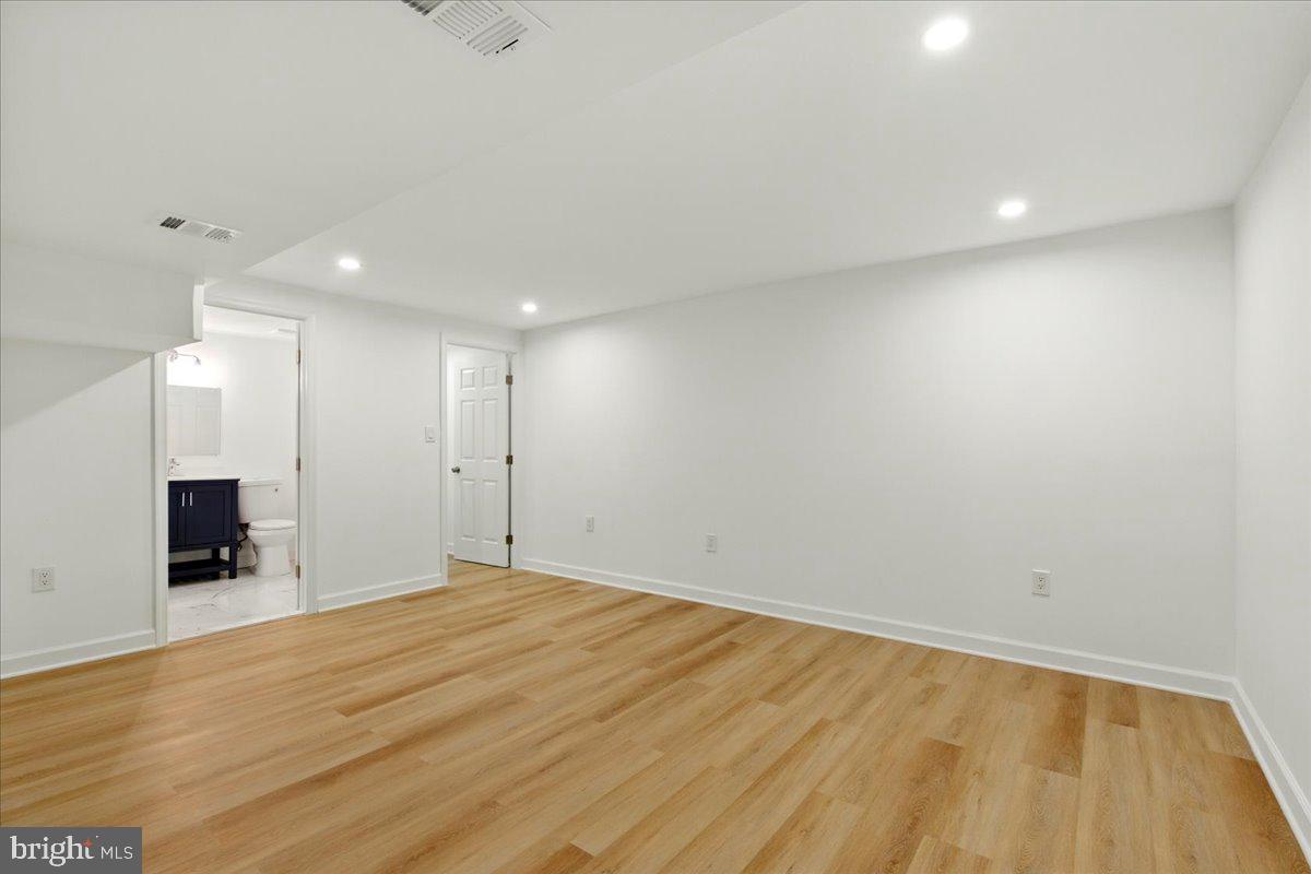 CAMELOT - Residential