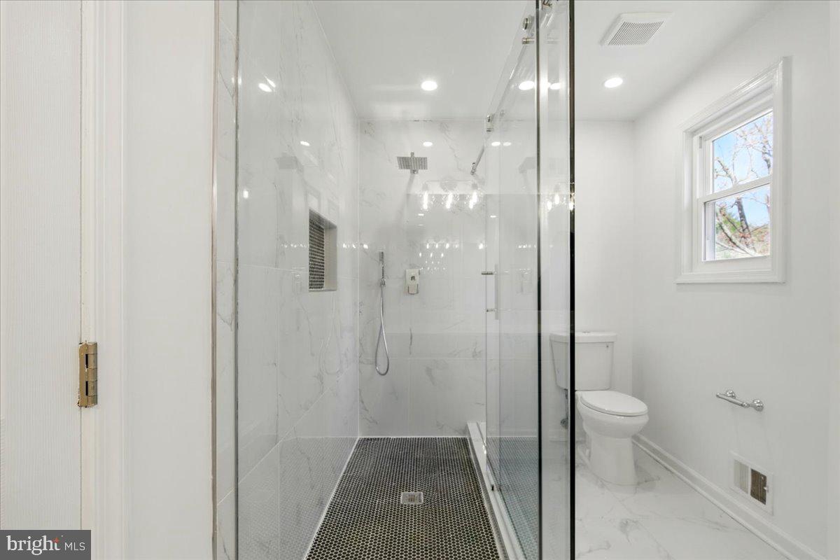 CAMELOT - Residential