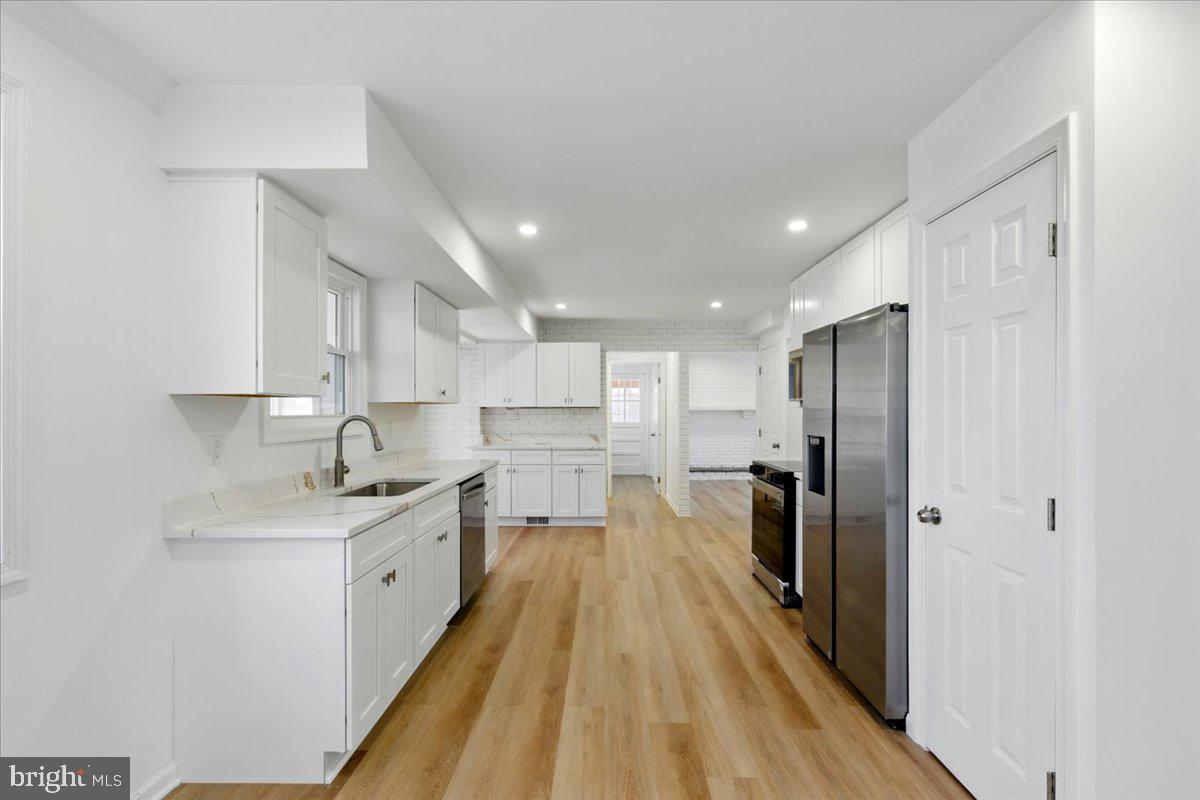 CAMELOT - Residential