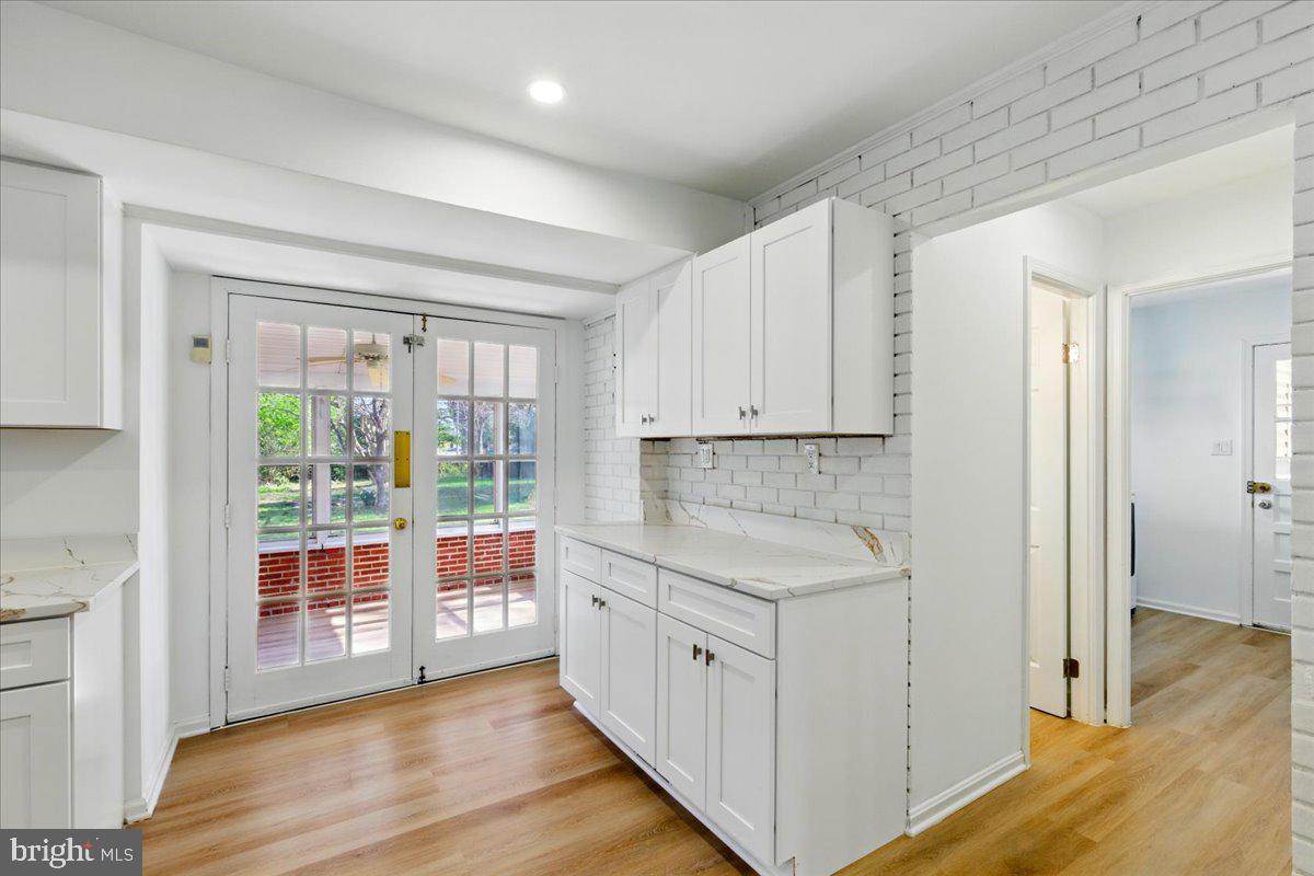 CAMELOT - Residential