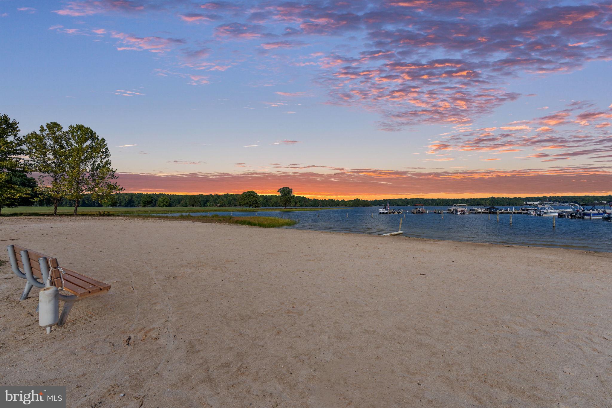 WINDWOOD COVES - Residential